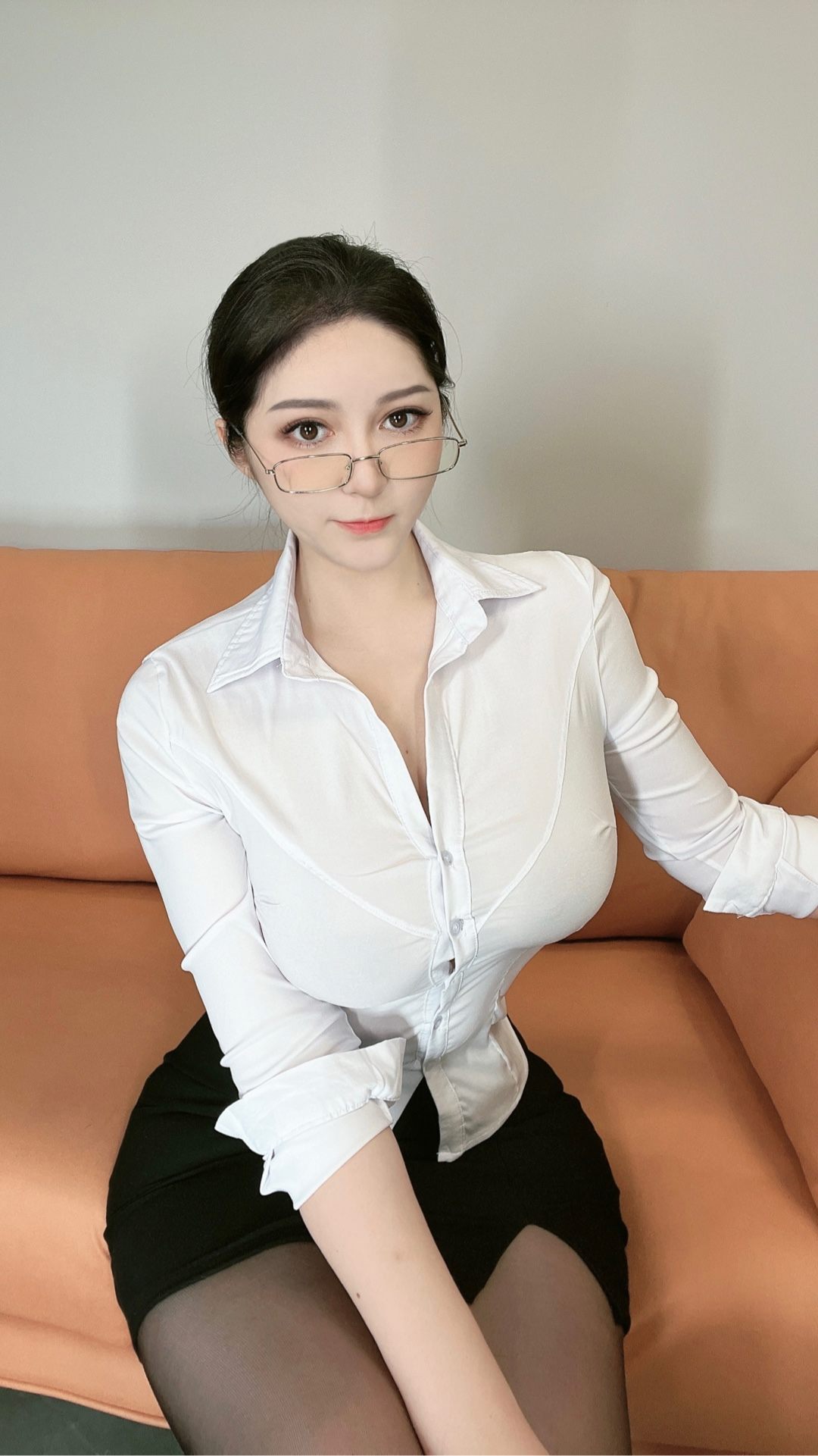 120斤的小王同学 – 职业装 微密圈-第1张