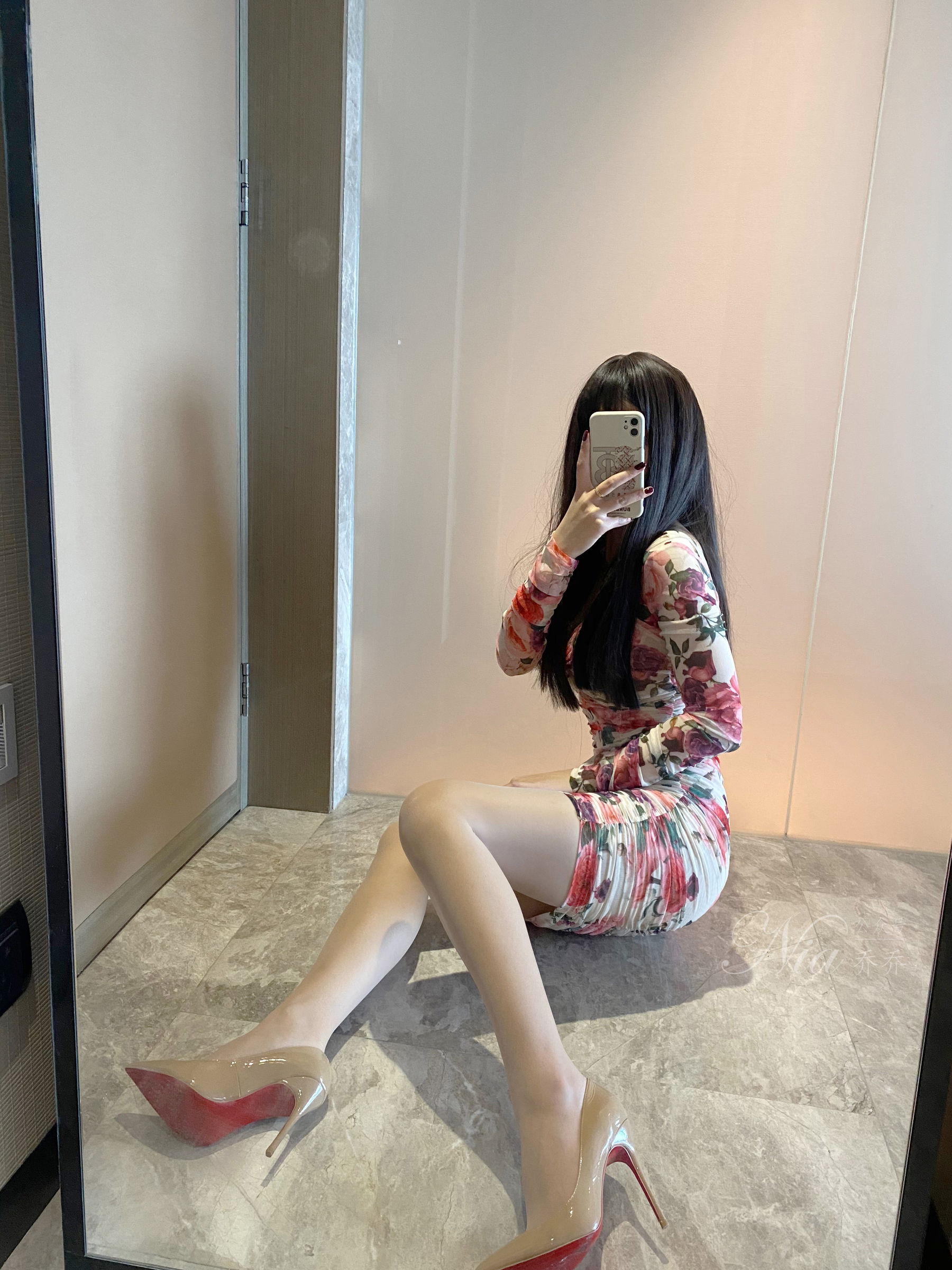 安乔乔儿(Nia乔乔) No.030 温柔少妇风 微密圈-第1张