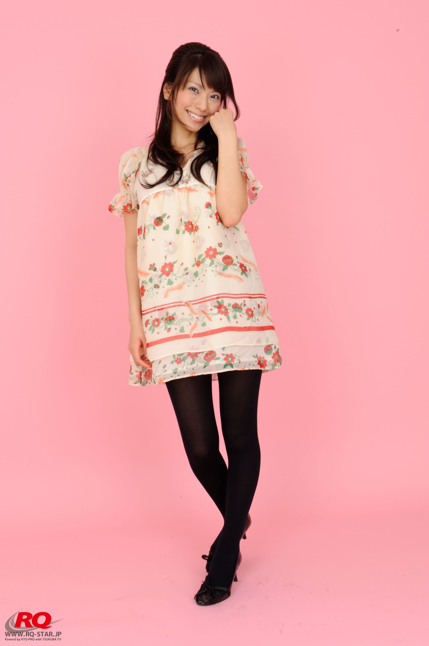 M940-[RQ-STAR] NO.00016 Honoka Asada 浅田ほのか 花裙+黑丝袜写真 - 94零社区 RQ-STAR-第1张