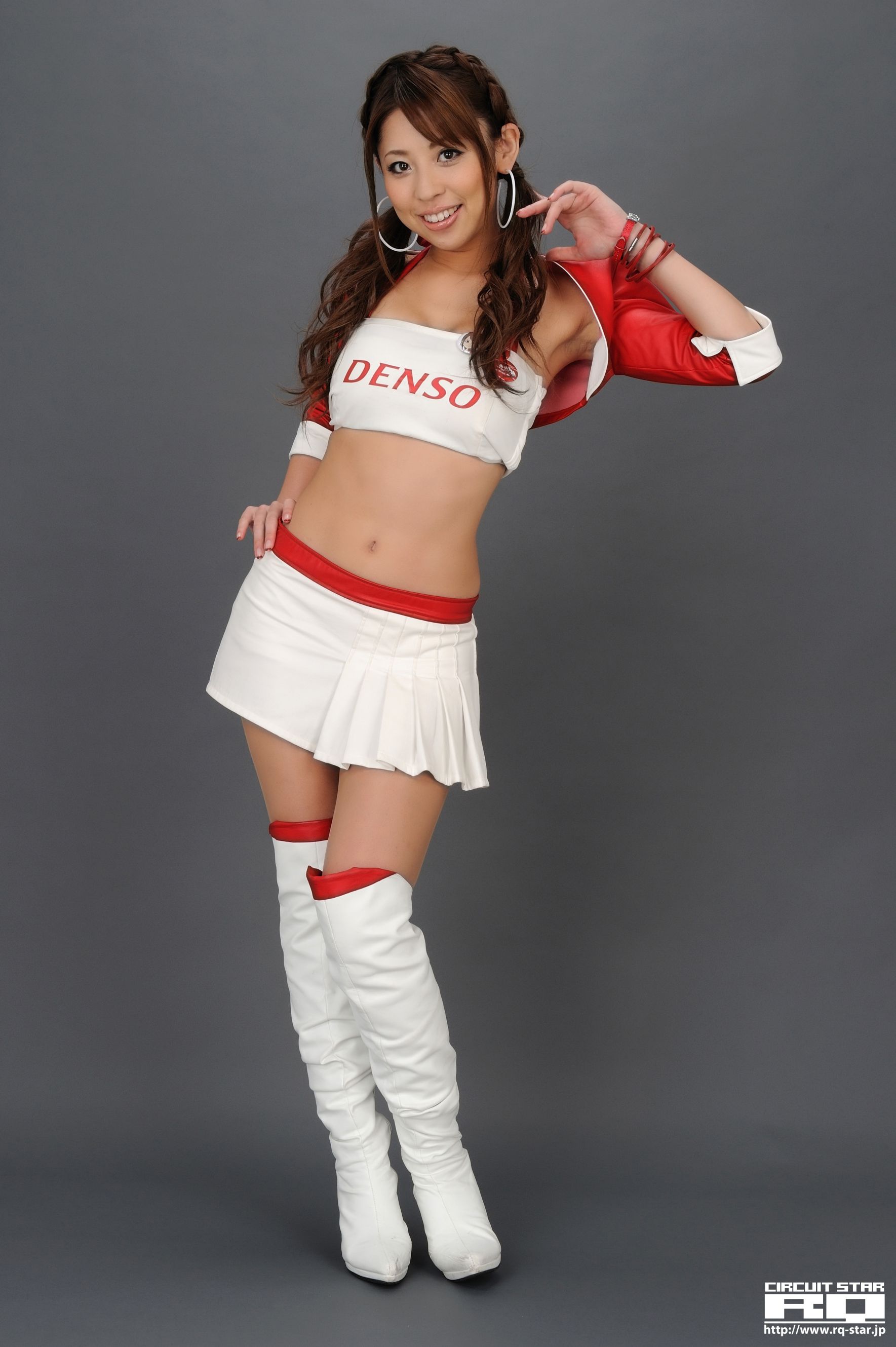 M940-[RQ-STAR] NO.00425 大崎莉央奈 Race Queen 赛车女王写真集 - 94零社区 RQ-STAR-第6张
