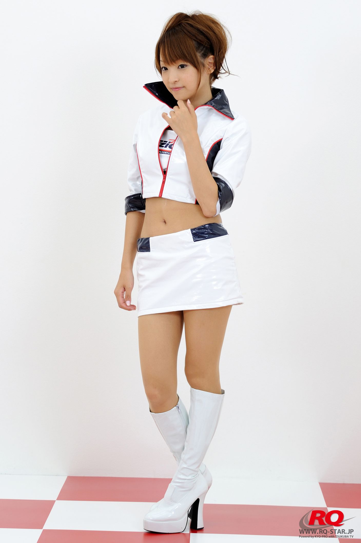 M940-[RQ-STAR] NO.00085 Mio Aoki 青木未央 Race Queen – 2008 5Zigen 写真集 - 94零社区 RQ-STAR-第1张
