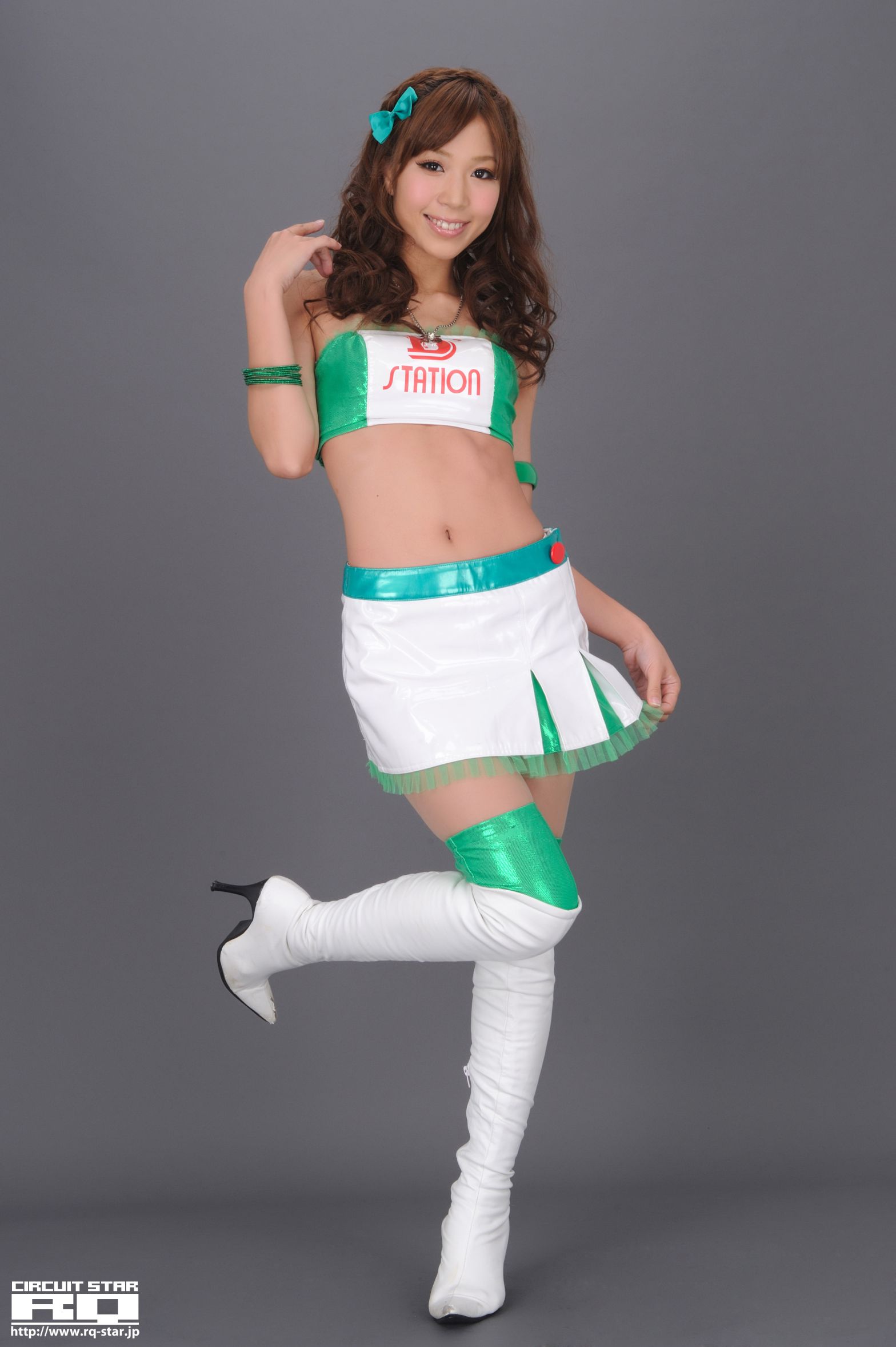 M940-[RQ-STAR] NO.00546 Yuko Momokawa 桃川祐子 Race Queen 写真集 - 94零社区 RQ-STAR-第4张