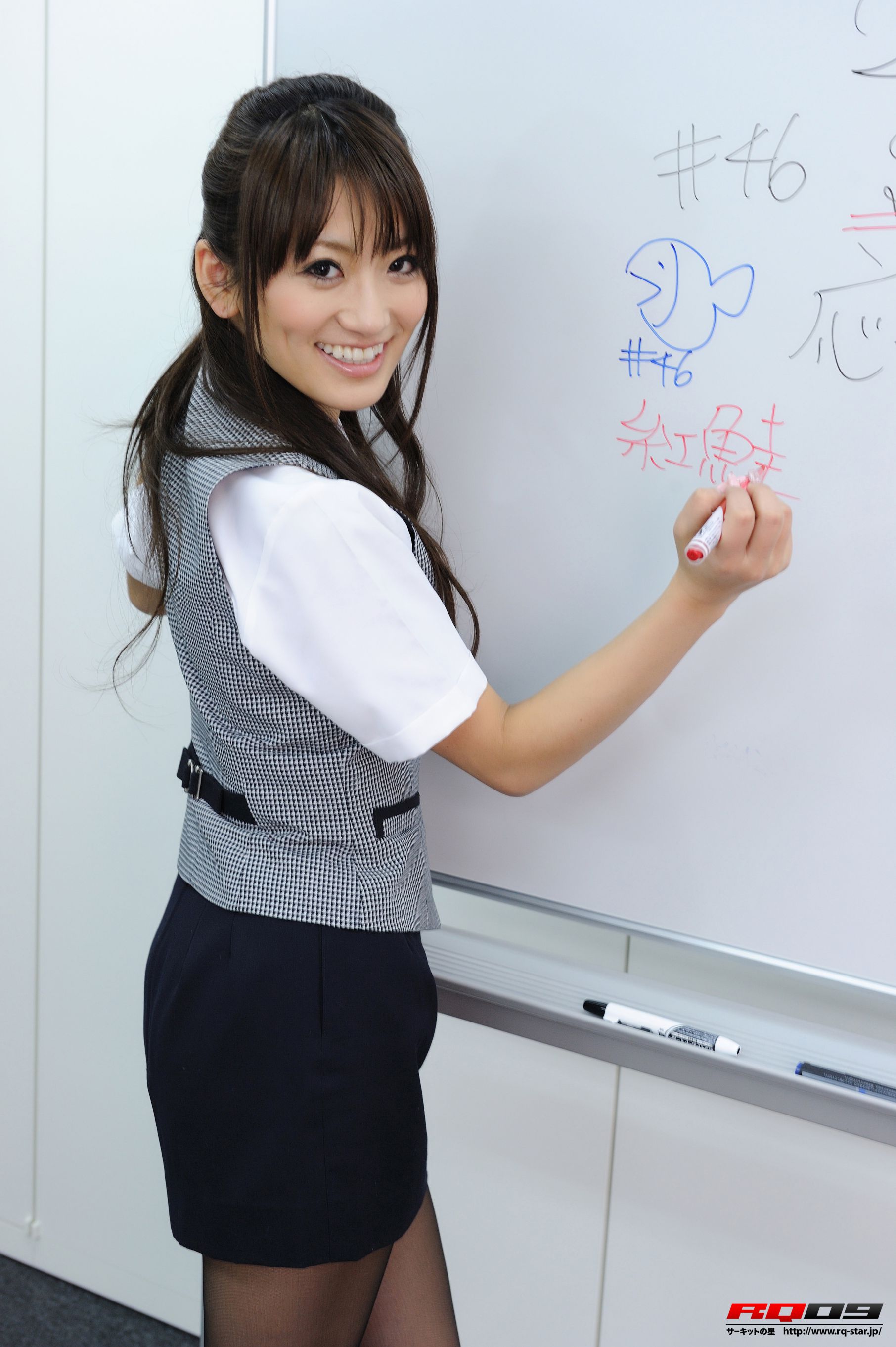 M940-[RQ-STAR] NO.00248 Saki Kouzai 香西咲 Office Lady 写真集 - 94零社区 RQ-STAR-第97张