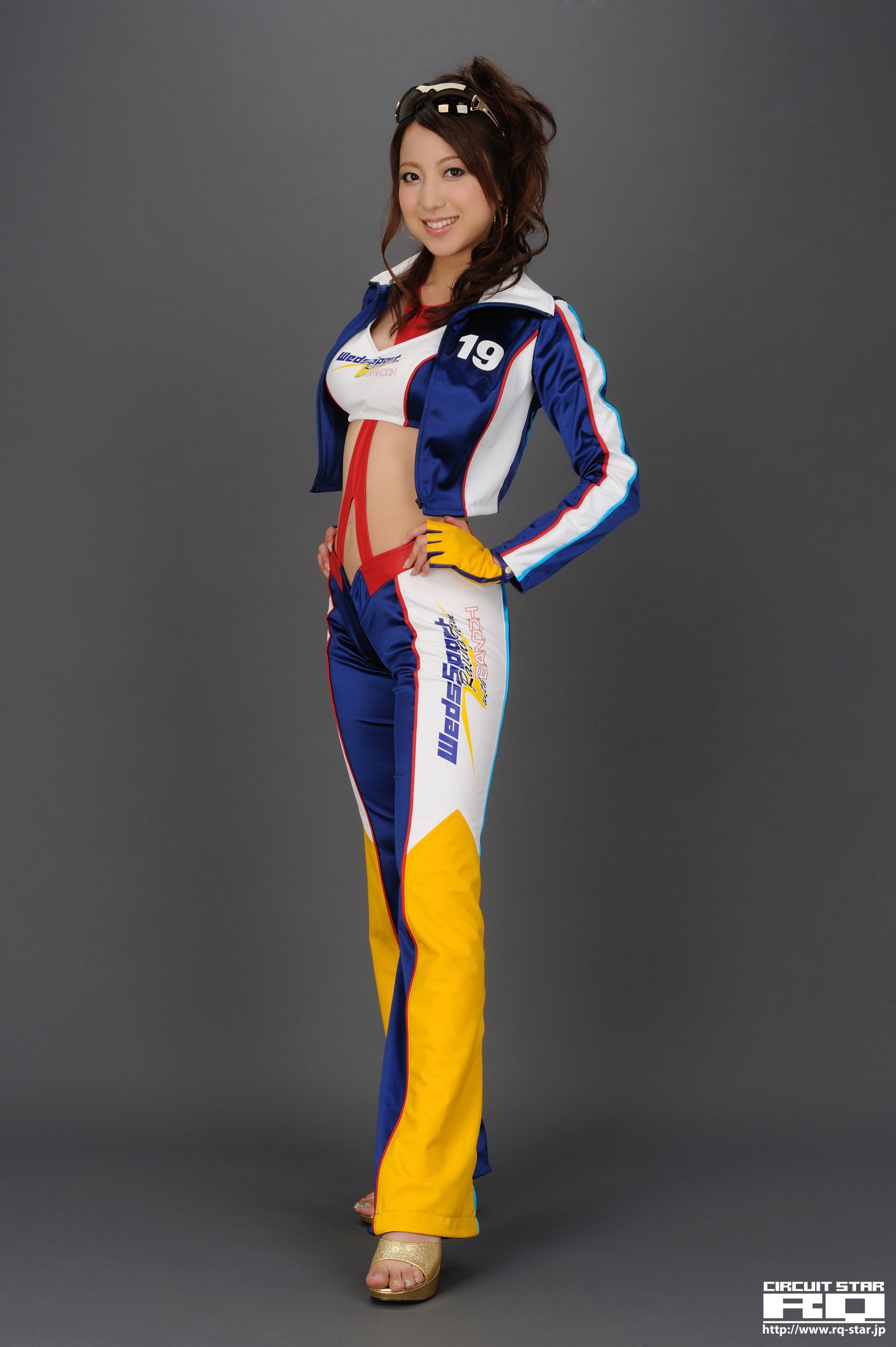 M940-[RQ-STAR] NO.00301 横山かおり Race Queen 写真集 - 94零社区 RQ-STAR-第1张