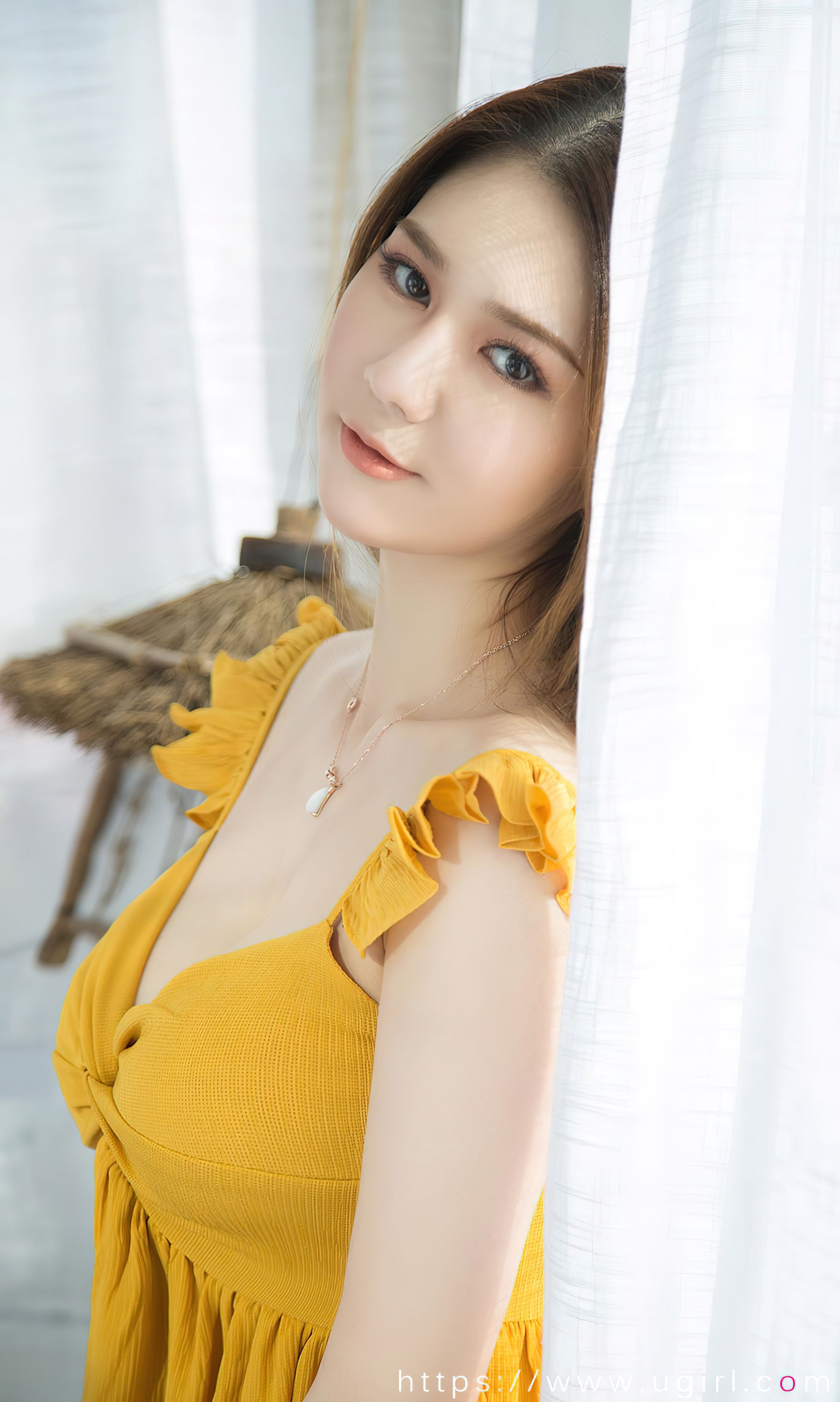 M940-[Ugirls]爱尤物 No.2733 夜间萤火 如歌 - 94零社区 爱尤物-第5张