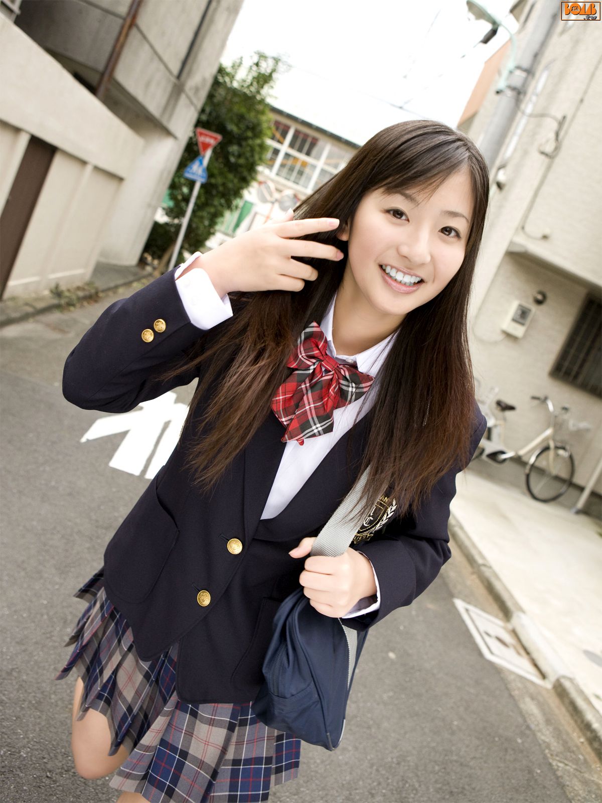 M940-[Bomb.TV] 2009年12月刊 村上友梨 Murakami Yuri - 94零社区 Bomb.TV-第1张