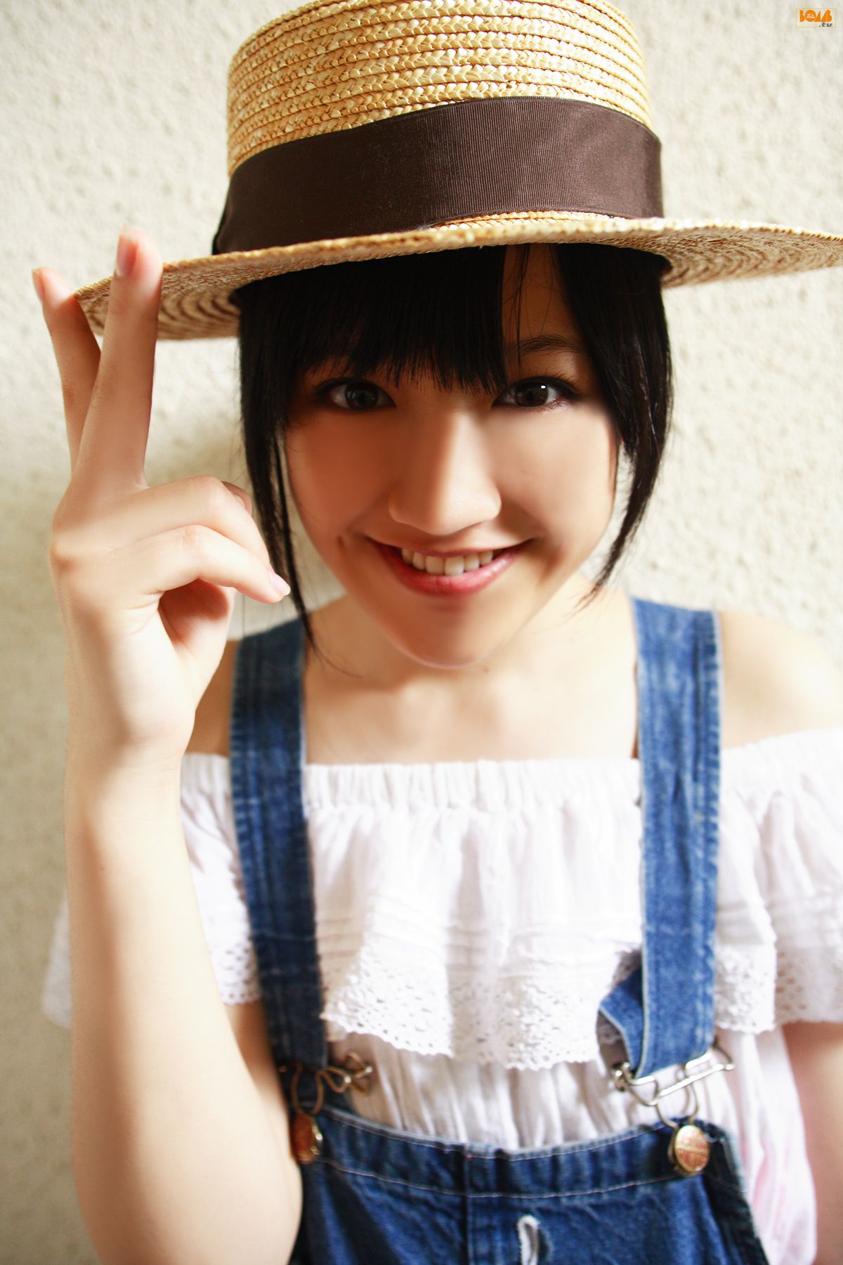 M940-三浦葵/三浦萌《The Miura Sisters》  [Bomb.TV] 2009年11月刊 - 94零社区 Bomb.TV-第2张