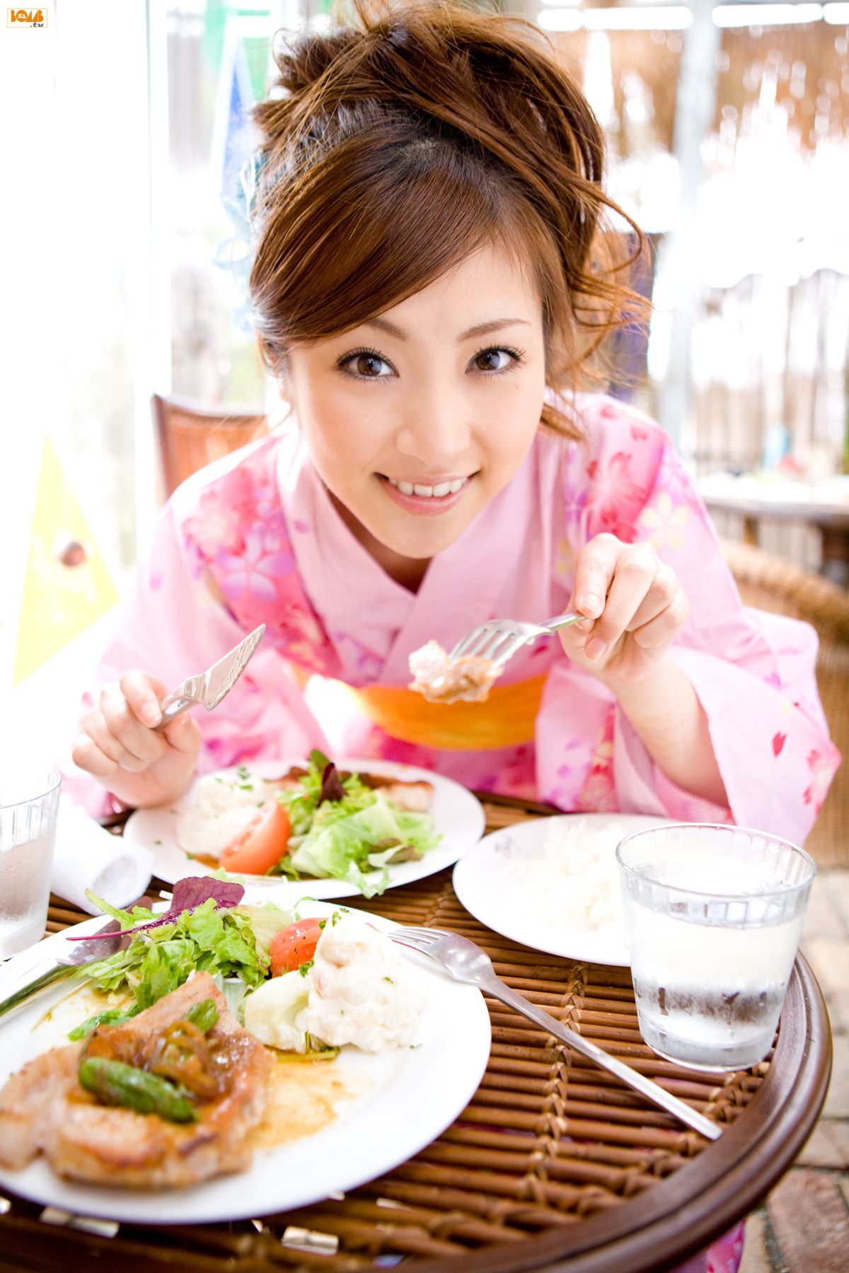 M940-[Bomb.TV] 2009年09月刊 Natsuko Tatsumi 辰巳奈都子 - 94零社区 Bomb.TV-第1张