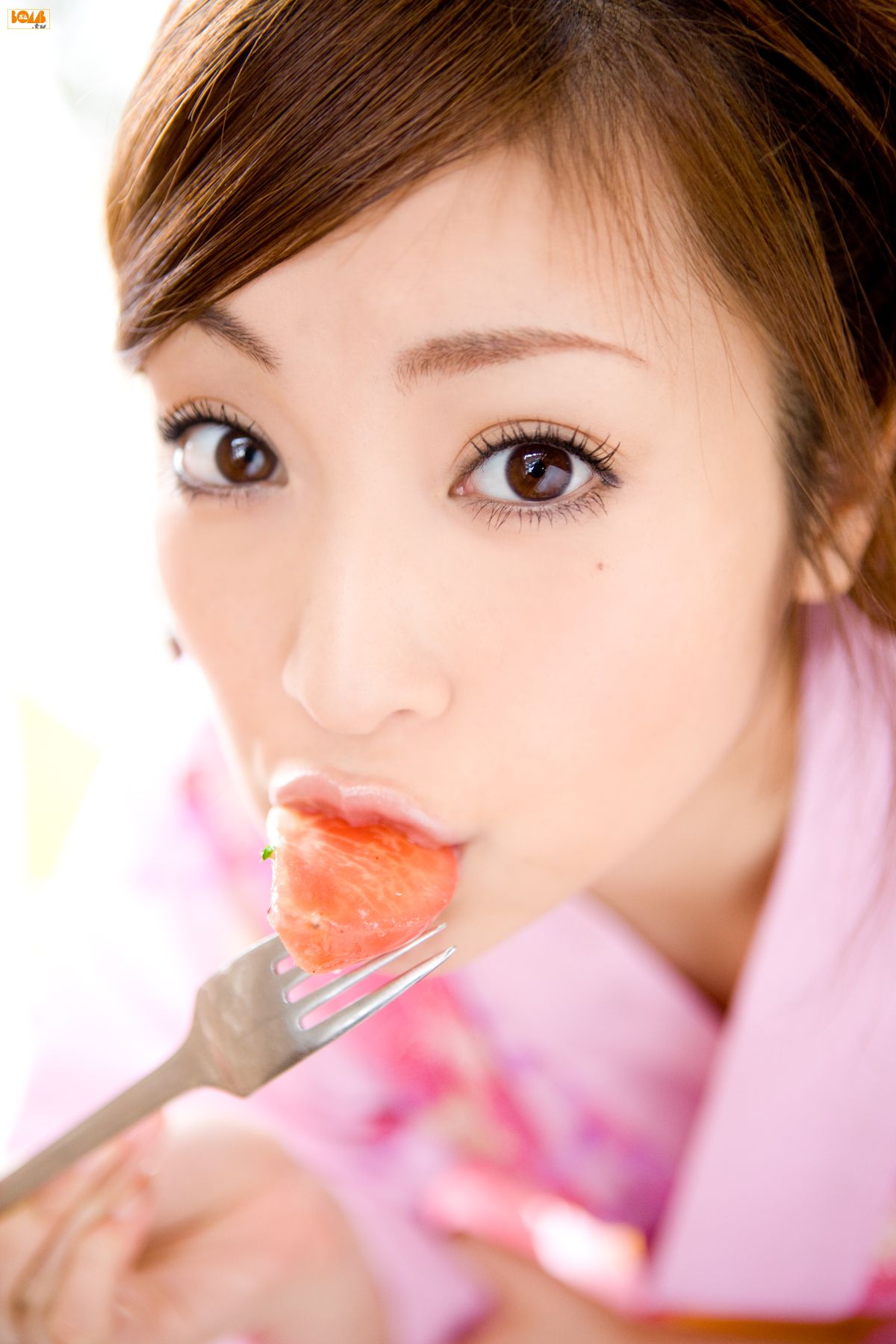 M940-[Bomb.TV] 2009年09月刊 Natsuko Tatsumi 辰巳奈都子 - 94零社区 Bomb.TV-第2张