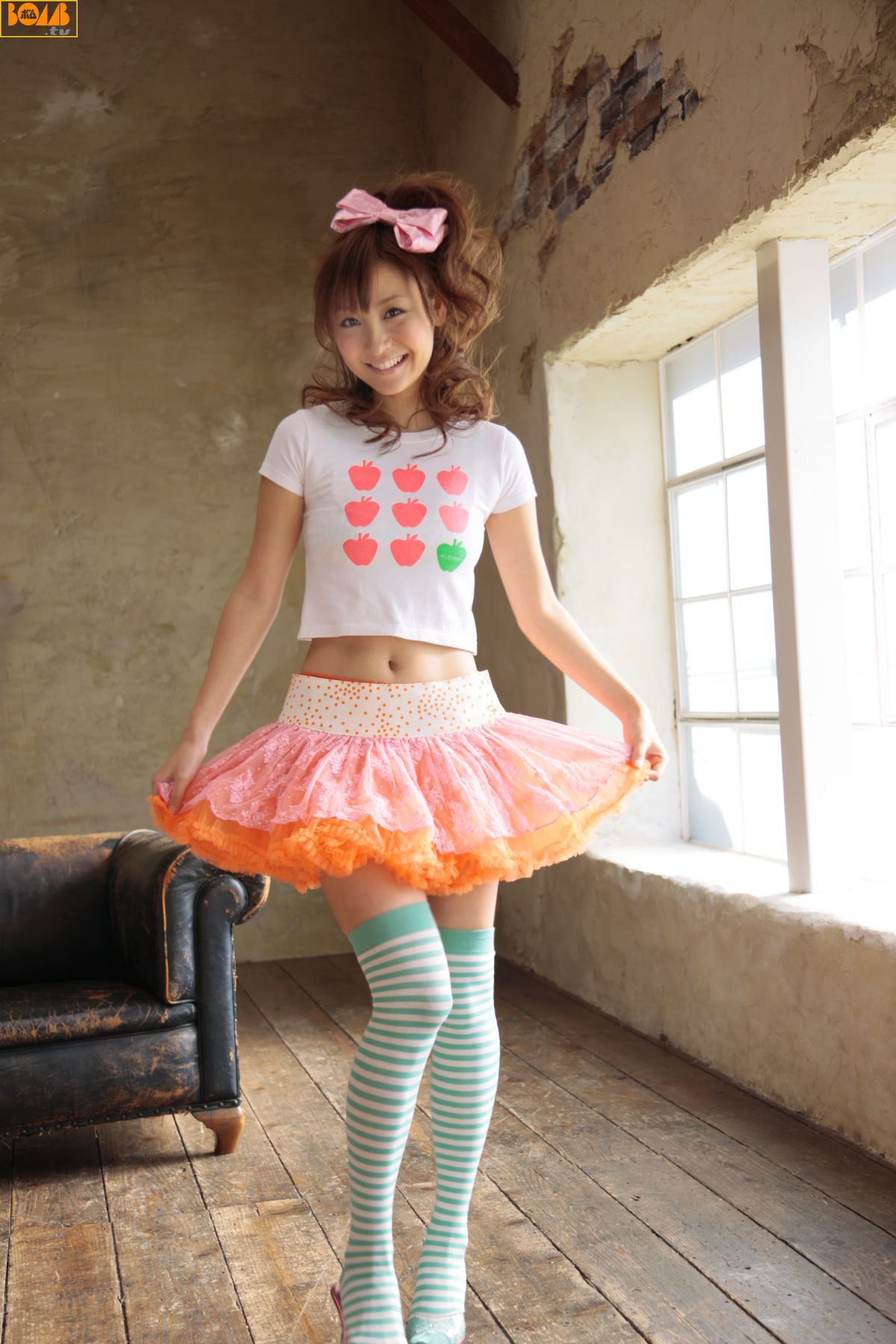 M940-[Bomb.TV] 2010年06月刊 Kiguchi Aya 木口亜矢 - 94零社区 Bomb.TV-第1张