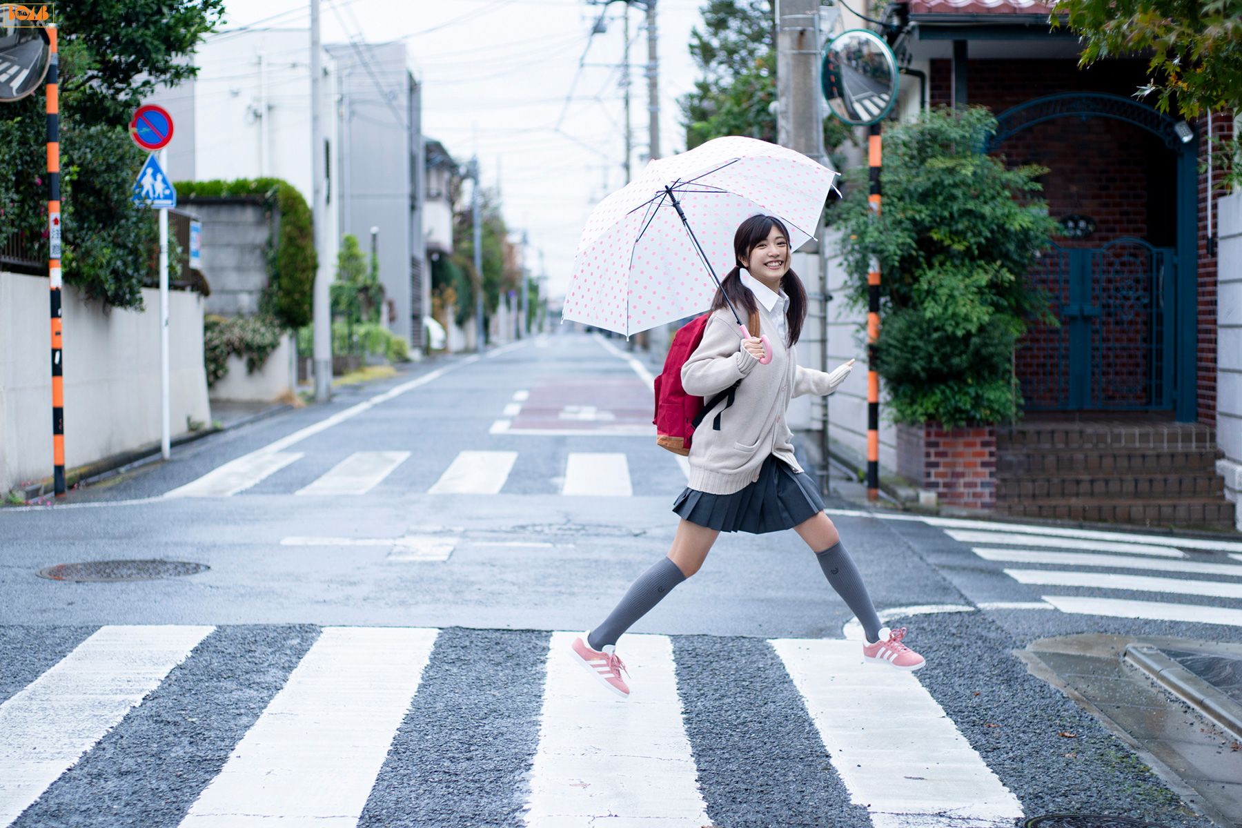 M940-[BOMB.tv] 2020.01 Rio Yoshida 吉田莉桜『雨の土曜日、君に恋した。』 - 94零社区 Bomb.TV-第5张