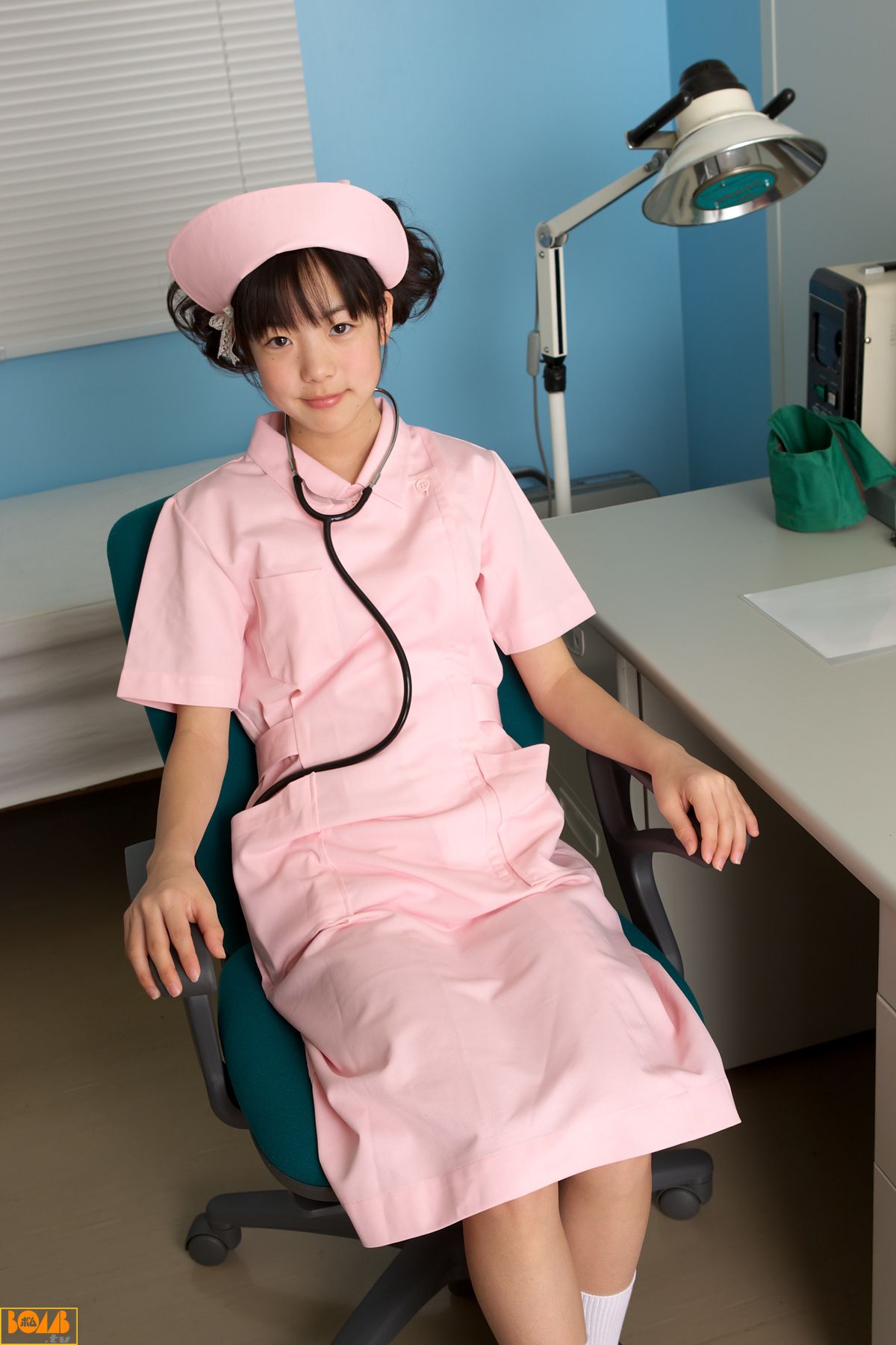 M940-[Bomb.TV] 2008年04月刊 Nanako Niimi 山下菜菜子/新実菜々子 - 94零社区 Bomb.TV-第1张