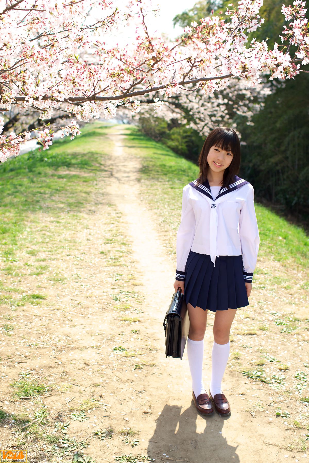 M940-[Bomb.TV] 2008年08月刊 山下菜菜子/新実菜々子 Nanako Niimi - 94零社区 Bomb.TV-第9张