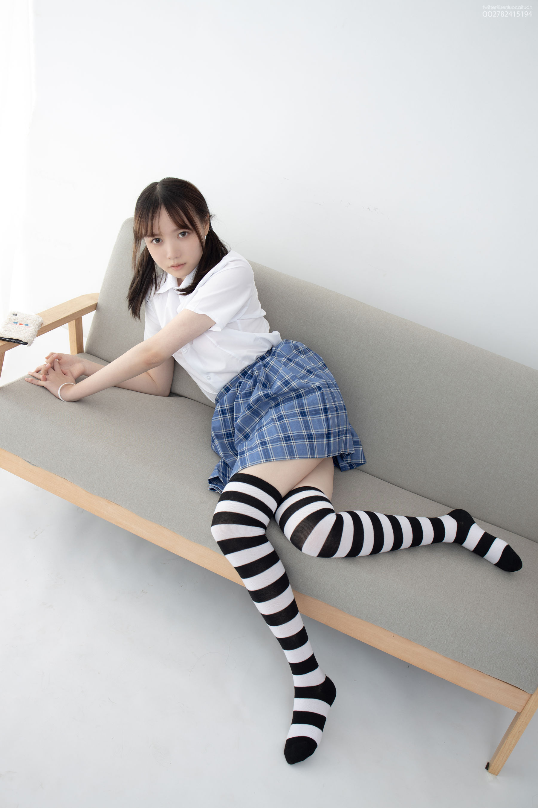 M940-[森萝财团] JKFUN-045 Aika 黑白高筒 - 94零社区 森萝财团-第1张