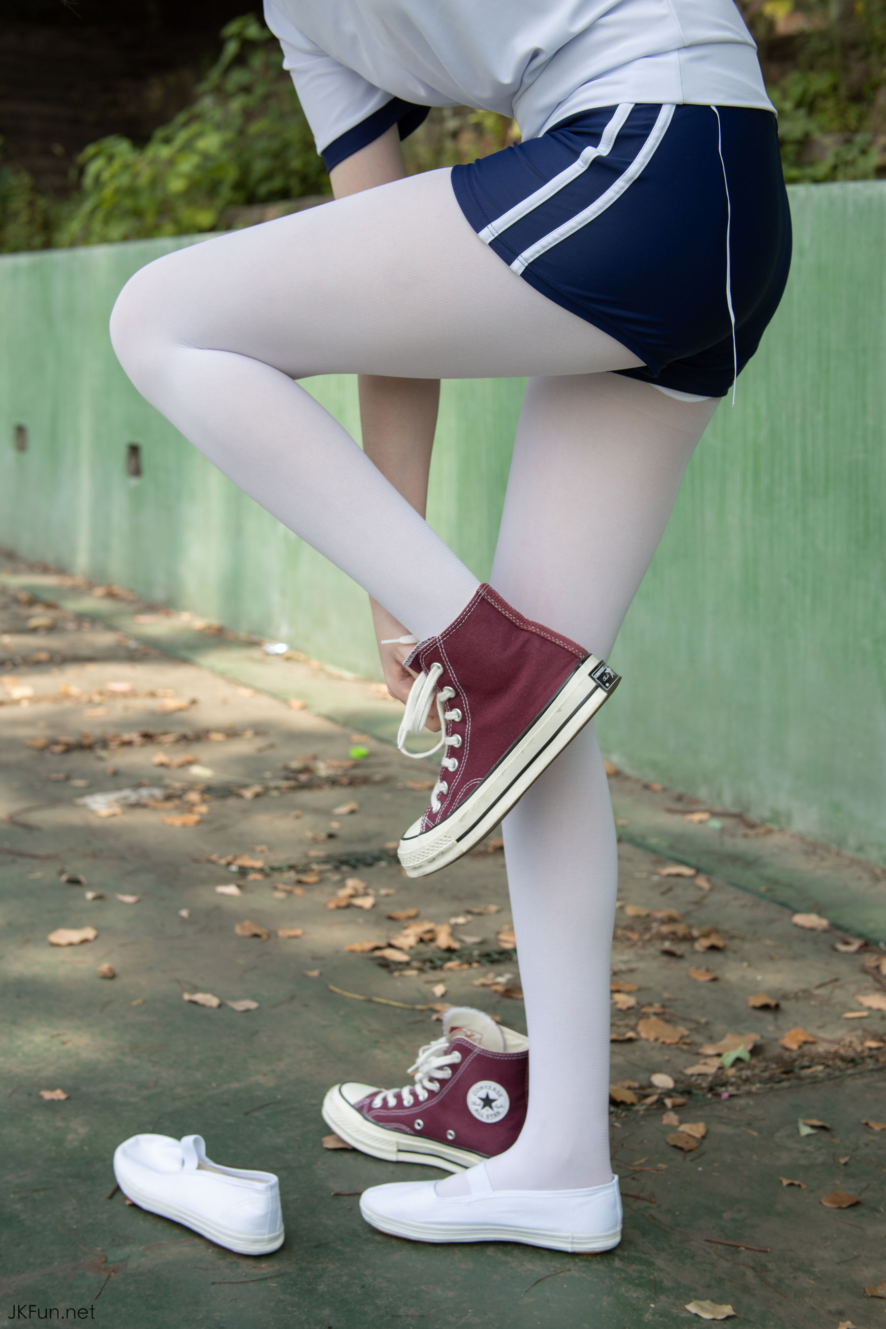M940-[森萝财团] Aika 80D白丝外景体操服 - 94零社区 森萝财团-第6张