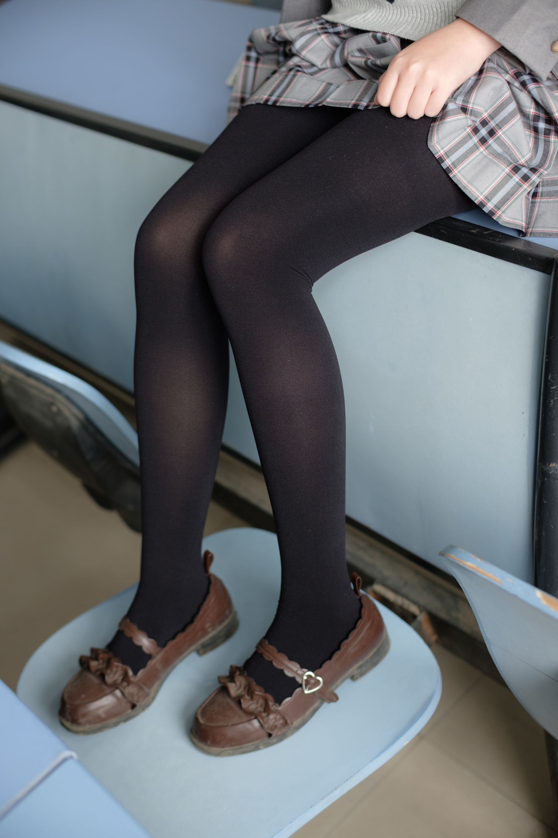 M940-[森萝财团] X-014 黑丝学妹美脚 - 94零社区 森萝财团-第1张