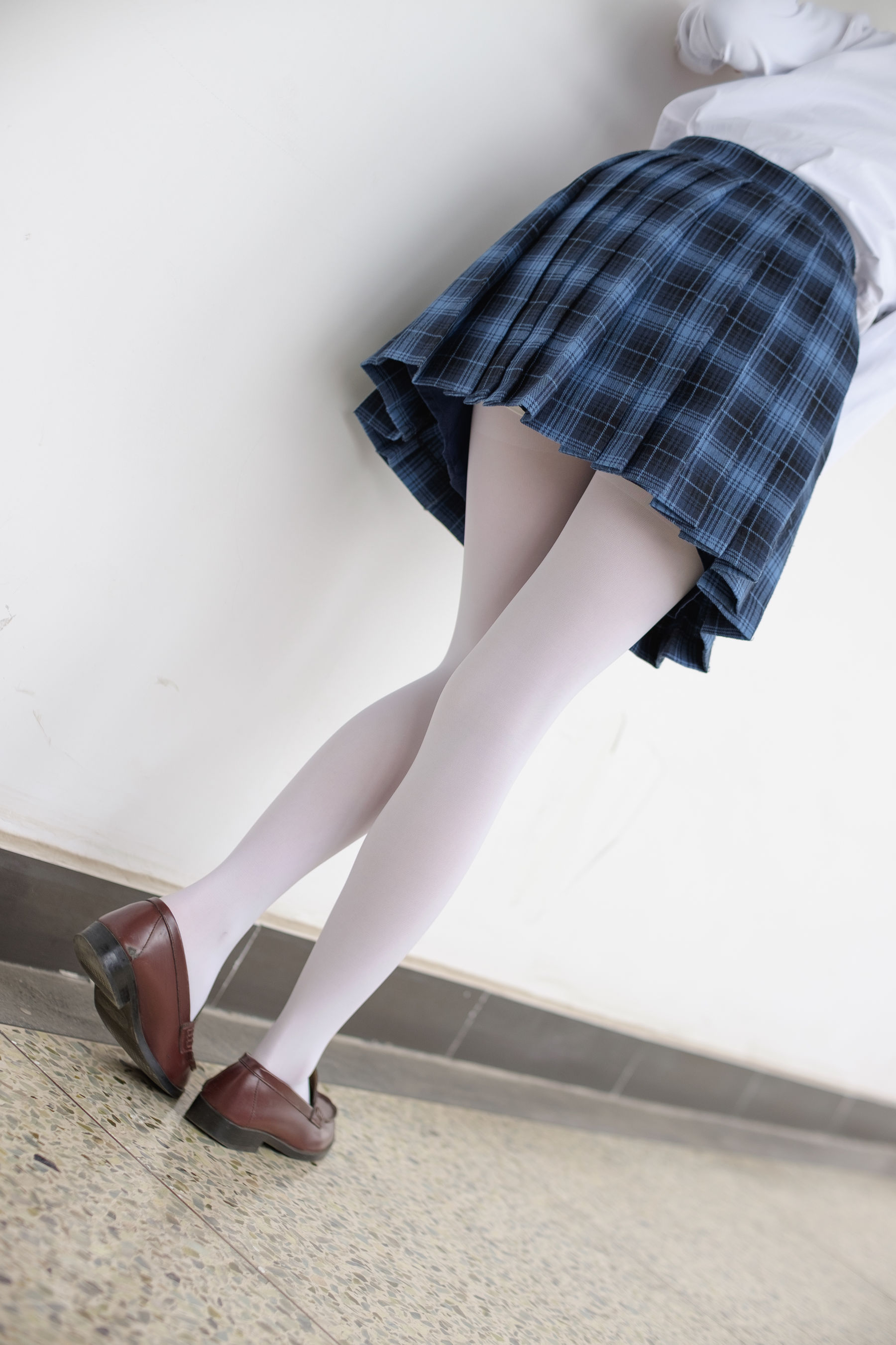 M940-[森萝财团] R15-044 白丝学妹 - 94零社区 森萝财团-第3张