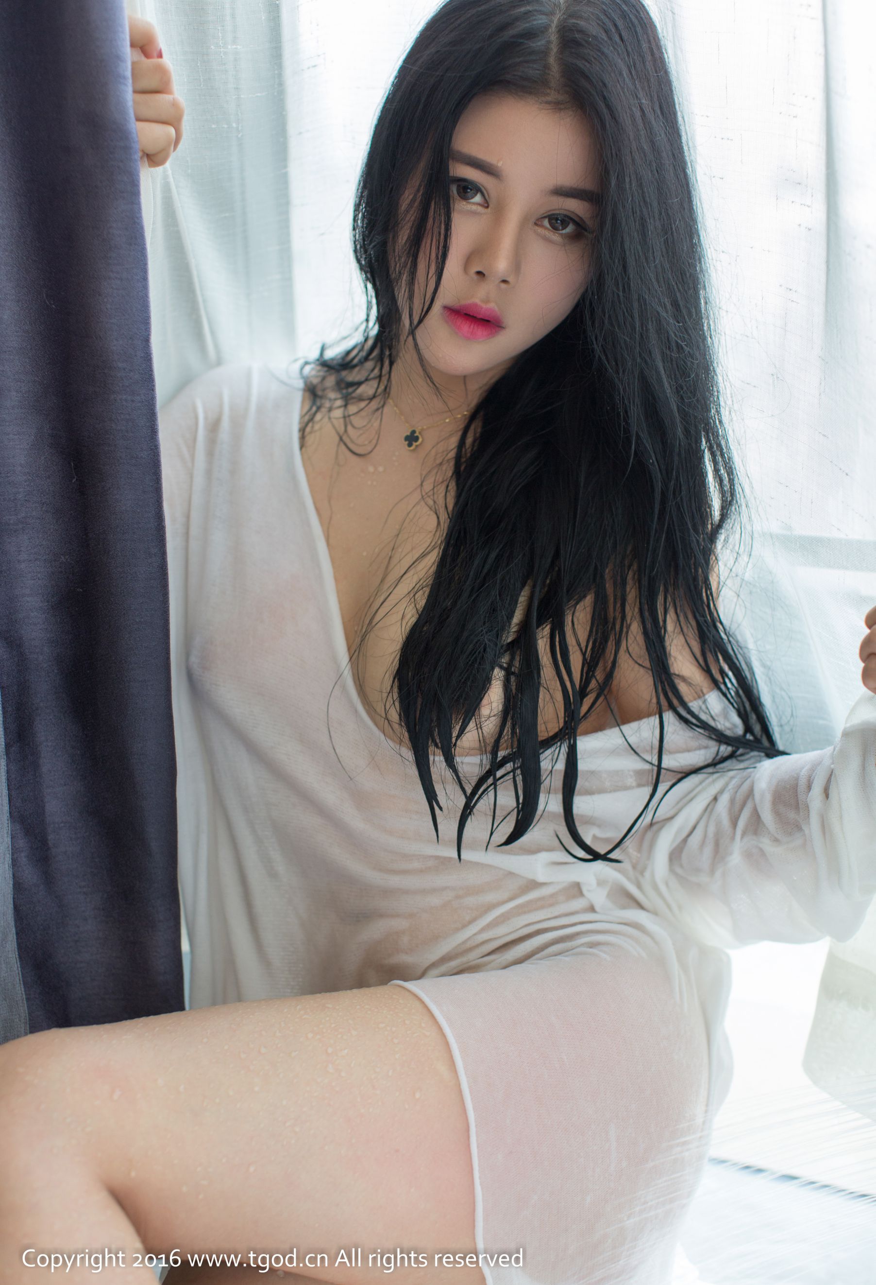 M940-叶佳颐《纯纯神情惹人怜 曼妙身段难忘却》 [推女神TGOD] - 94零社区 推女神-第3张