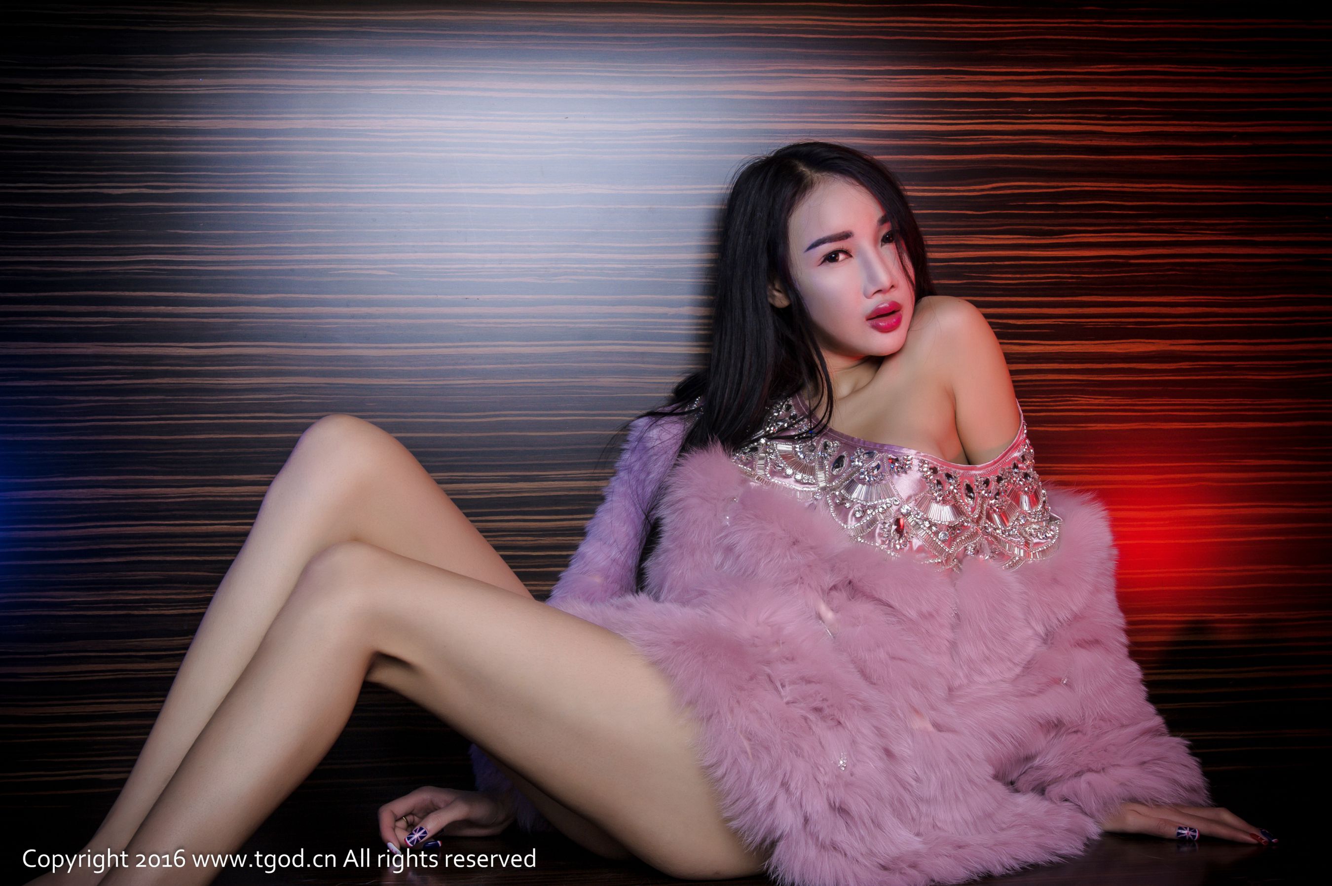M940-婕西儿jessie《百变女郎归来 刺激视觉的演绎》 [推女神TGOD] - 94零社区 推女神-第9张