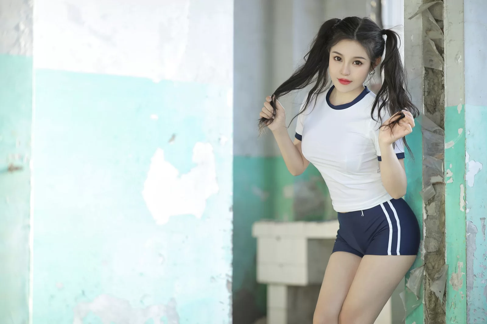 桃暖酱 – 废墟 Cosplay-第12张