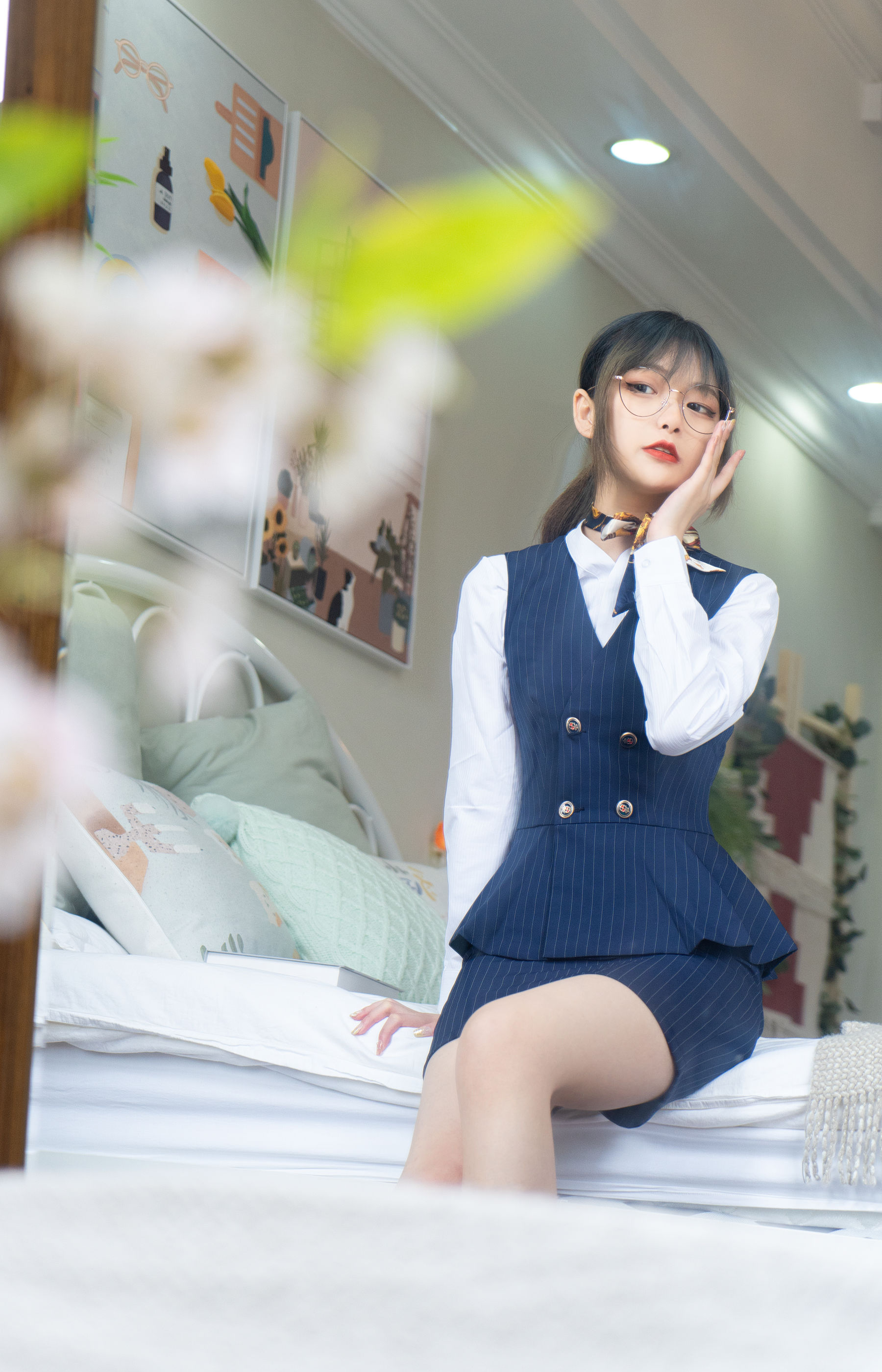 梨瑾瑾 – 乘务员 Cosplay-第1张