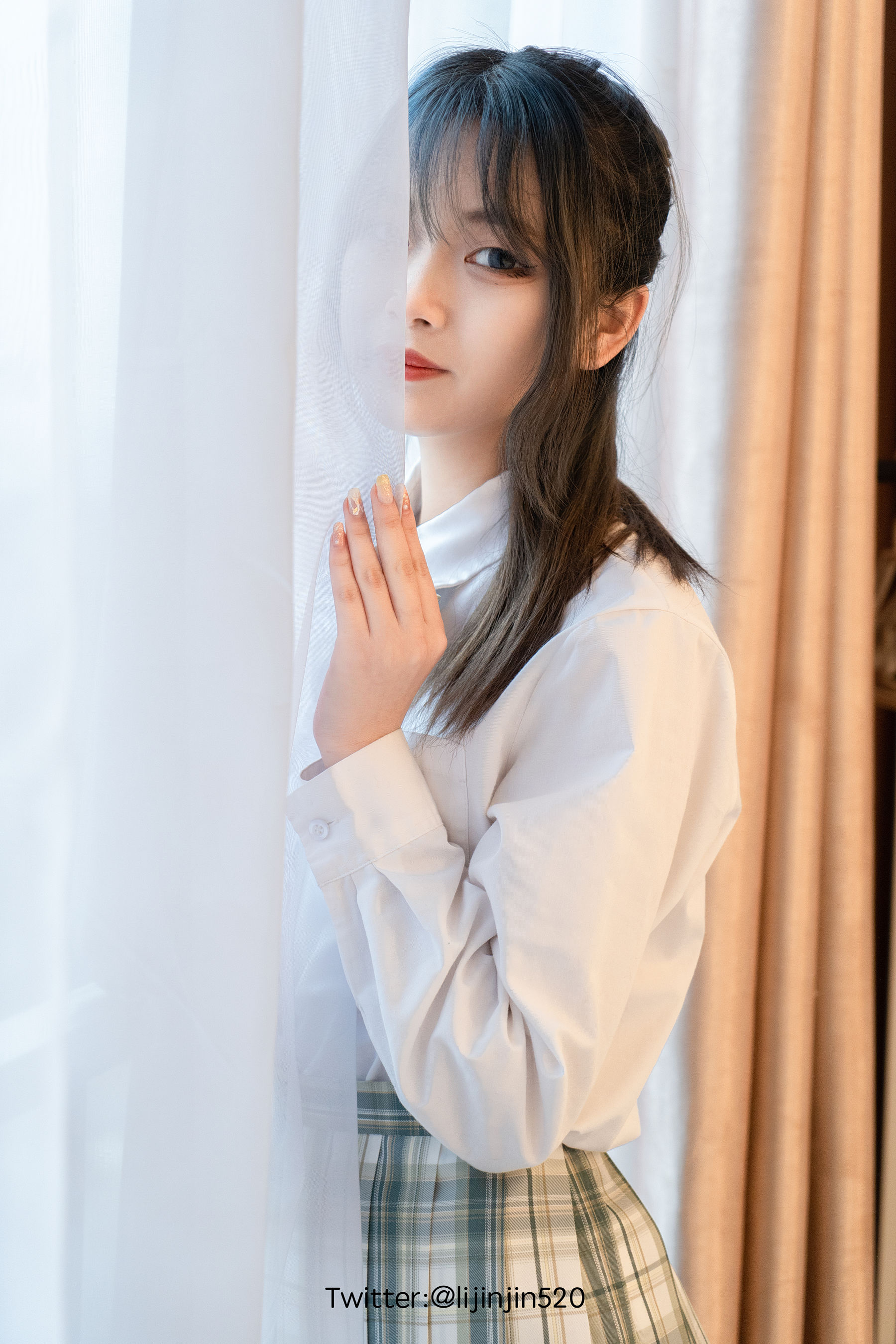 梨瑾瑾 – 室内JK Cosplay-第1张