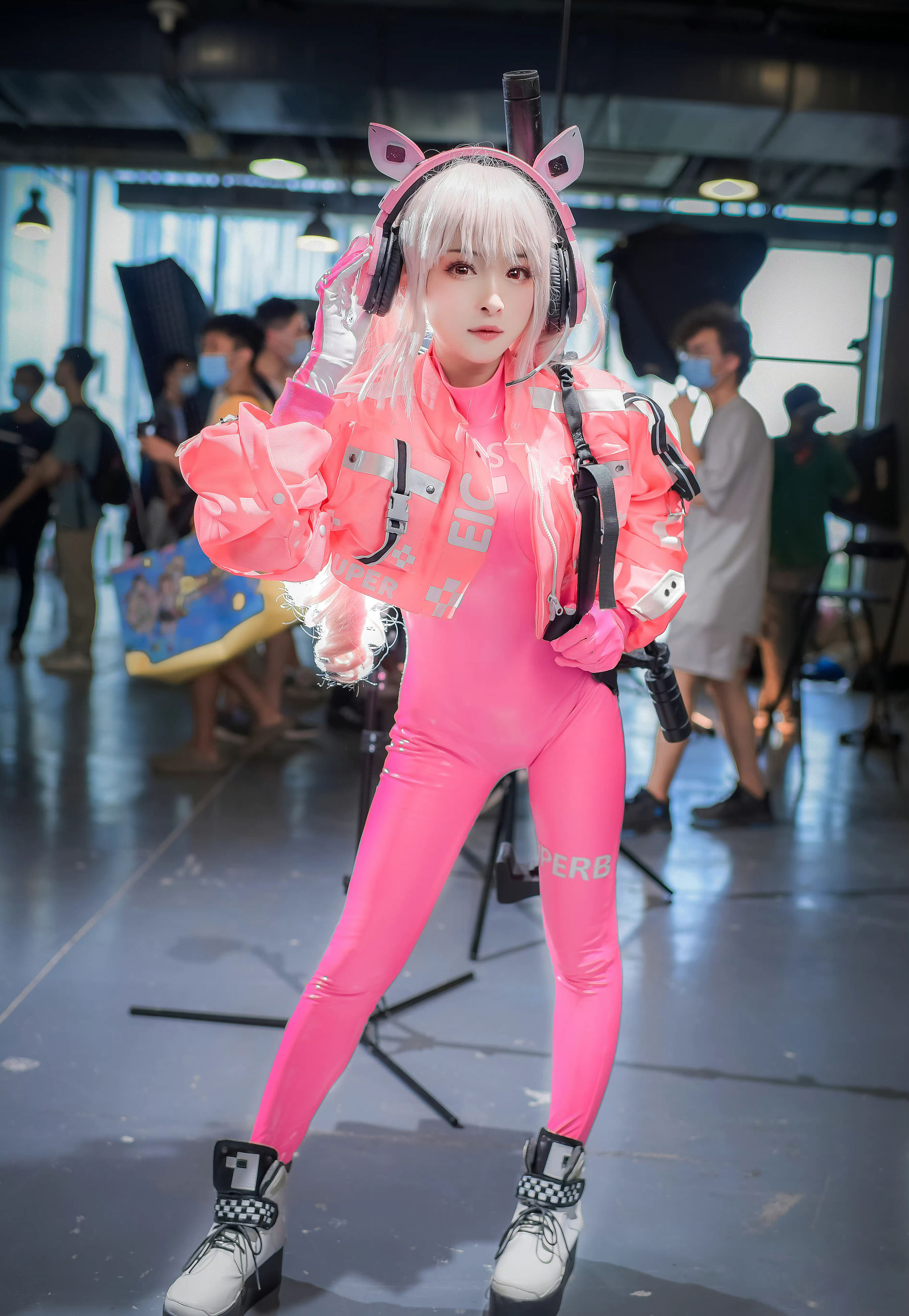 动漫博主九九八XY – 萤火虫漫展 NIKKE 胜利女神 爱丽丝 Cosplay-第2张