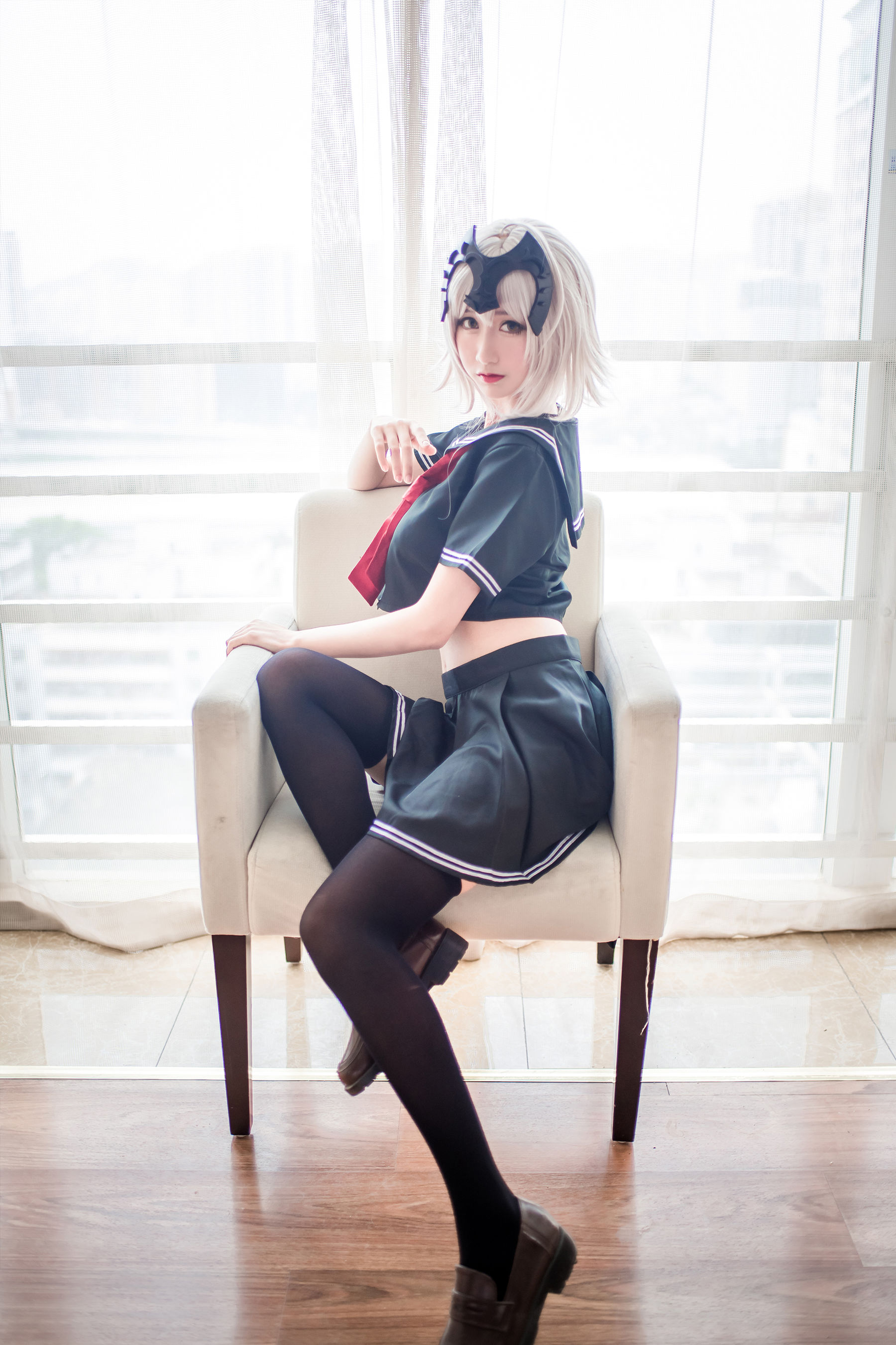 [萝莉COS] 木绵绵OwO – 贞德（黑） Cosplay-第3张