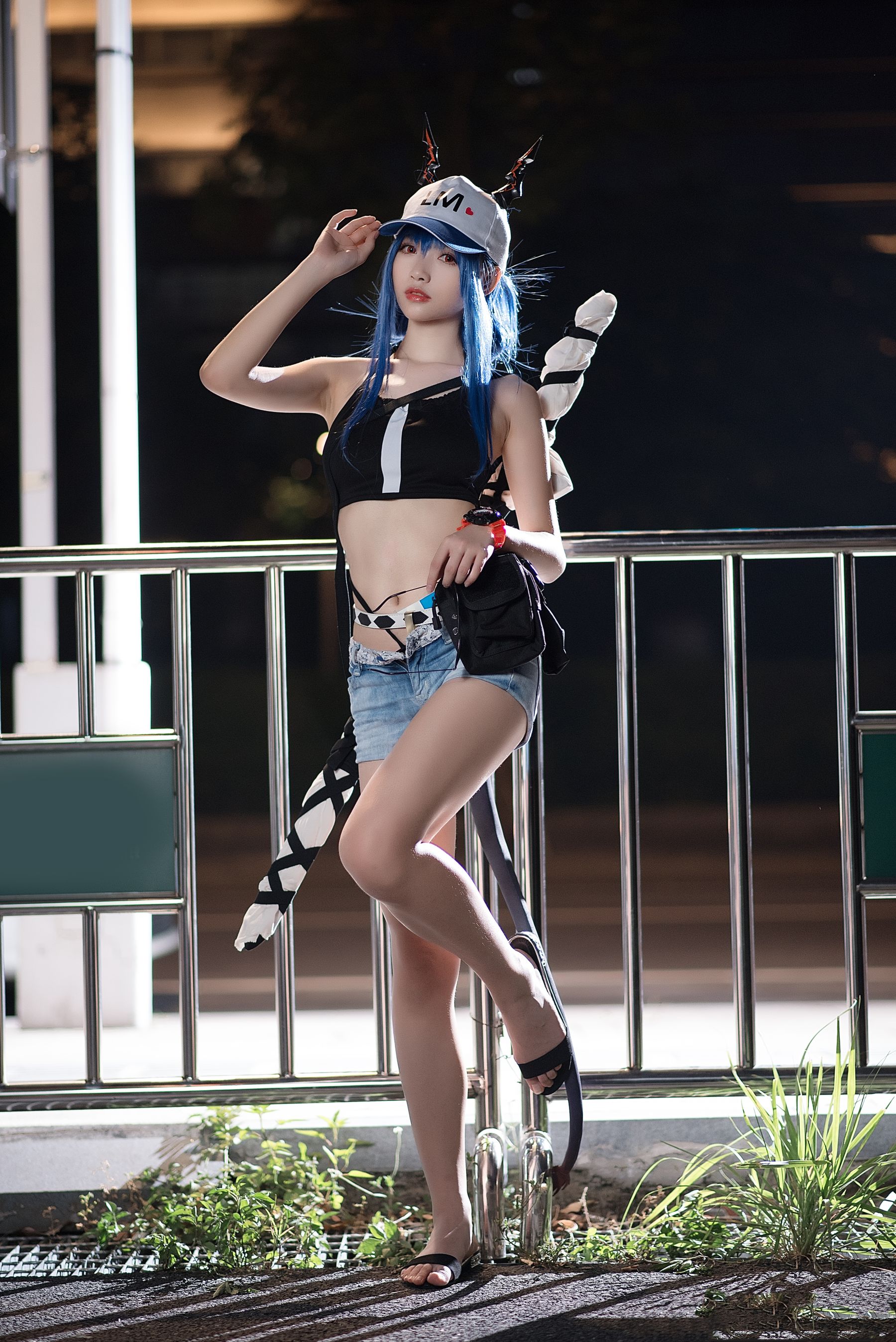 动漫博主大大卷卷小卷 – 女游客 陈 Cosplay-第1张
