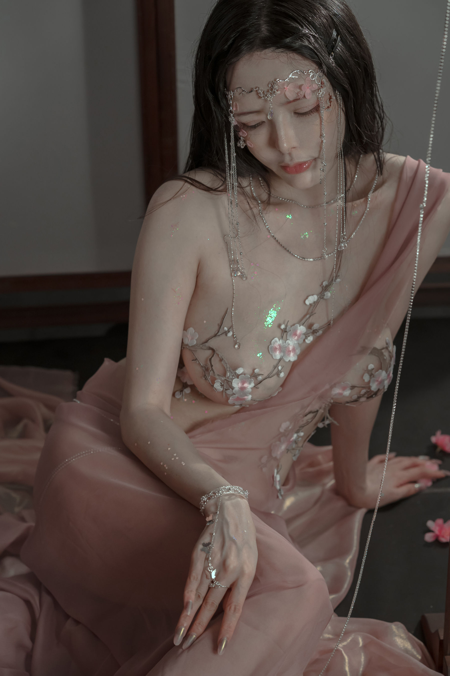 秋和柯基(夏小秋秋秋) – 粉 桃花神 Cosplay-第1张