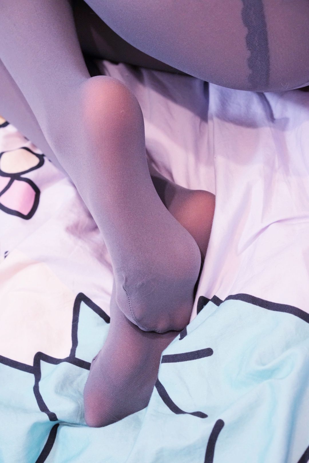 [Cosplay写真] 萌妹子眼酱大魔王w – 30D灰蕾丝胖次 Cosplay-第2张