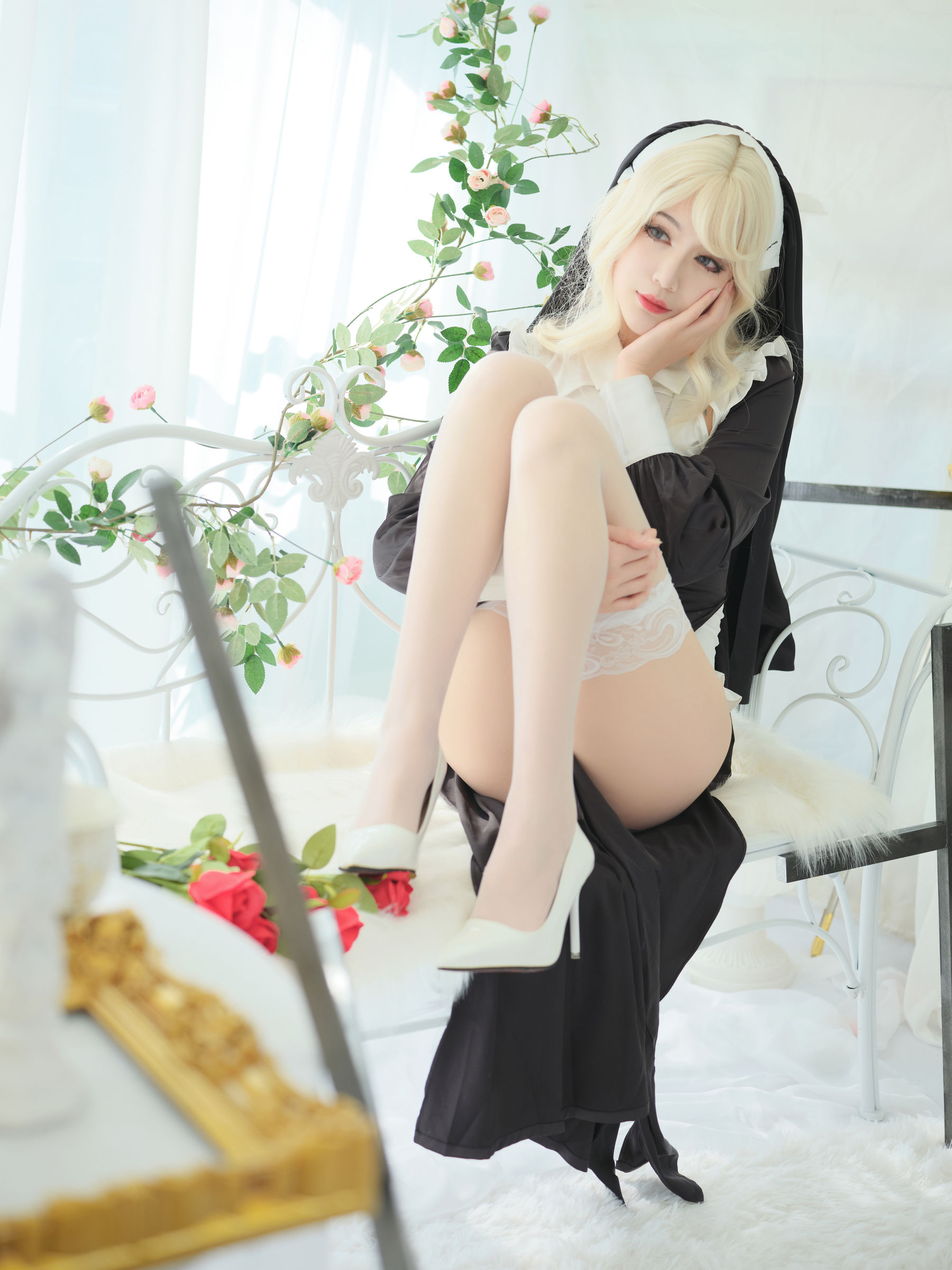 一米八的大梨子 – 修女 Cosplay-第4张