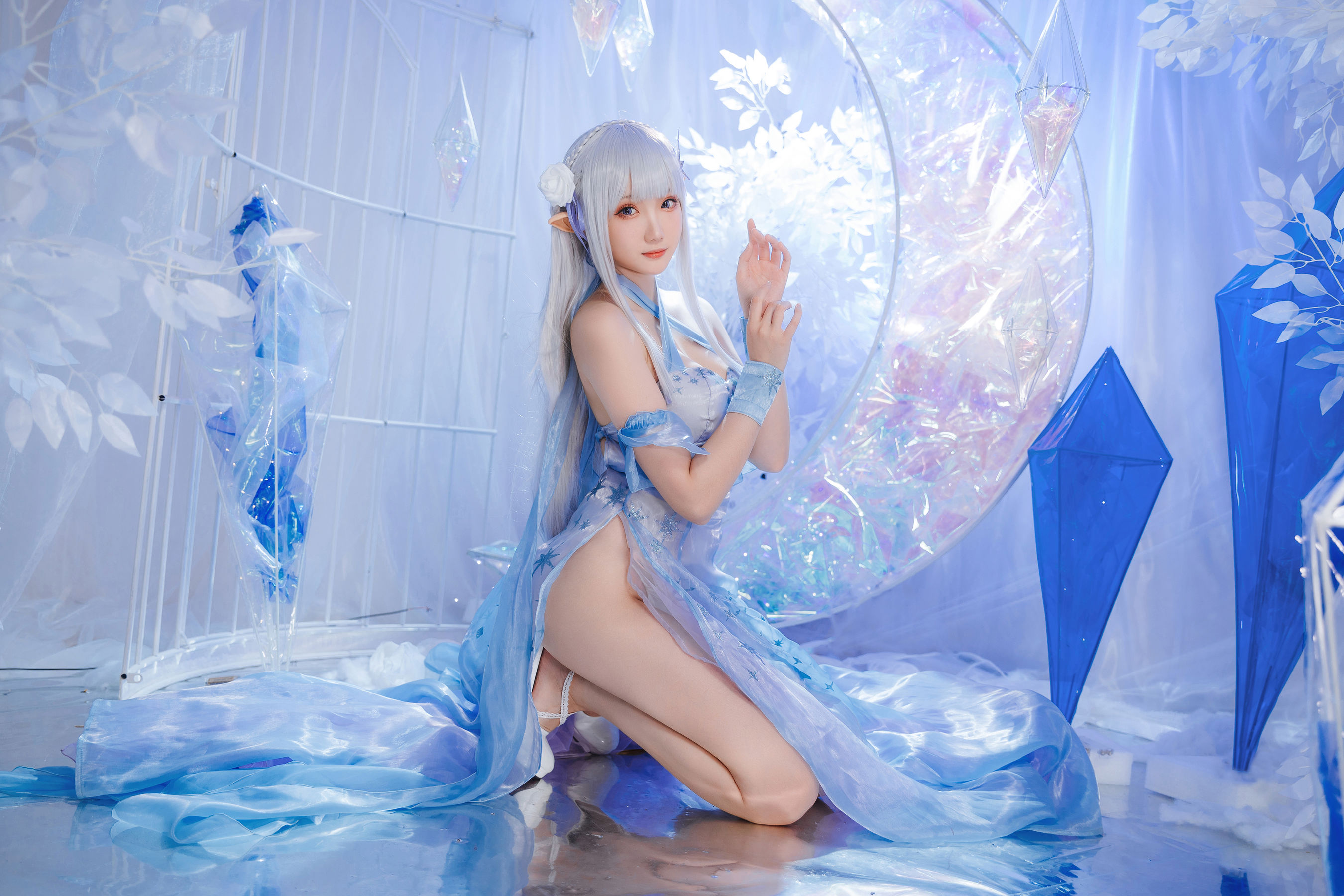 Coser瓜希酱福利 – 爱蜜莉雅 水晶礼服 Cosplay-第2张