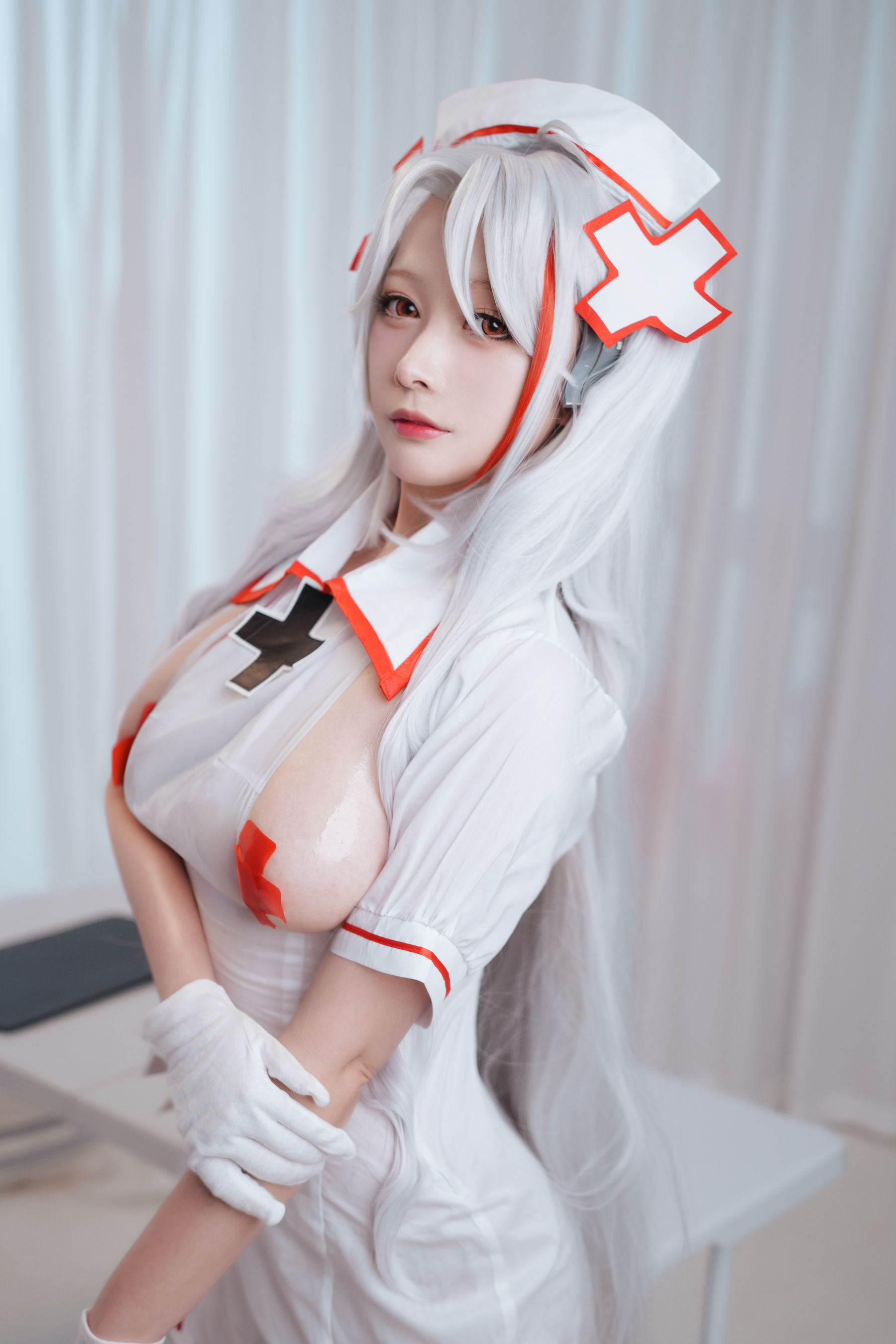 高颜值coser念念_D – 欧根护士 Cosplay-第1张