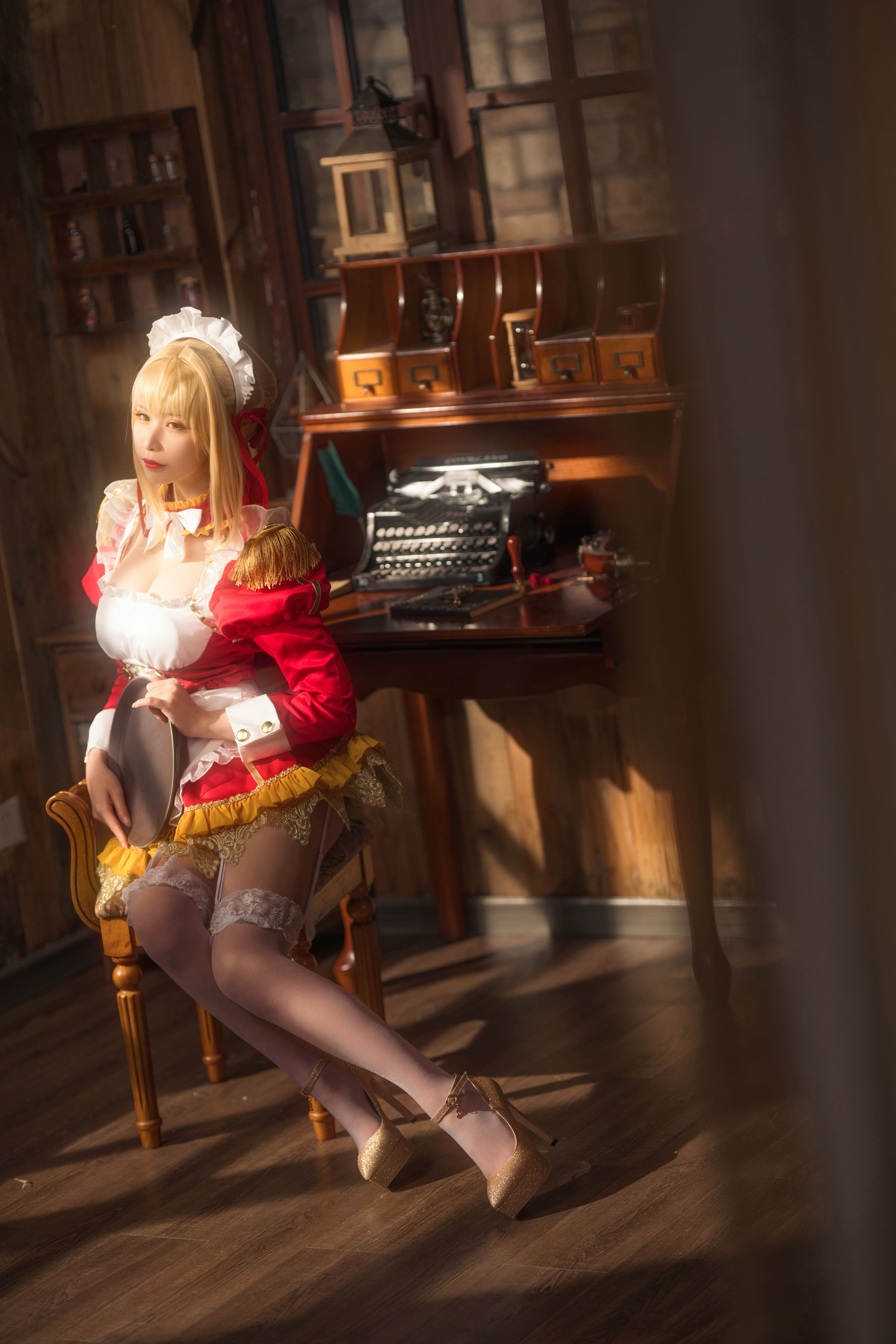 动漫博主爱老师_PhD – 尼禄YD女仆 Cosplay-第4张
