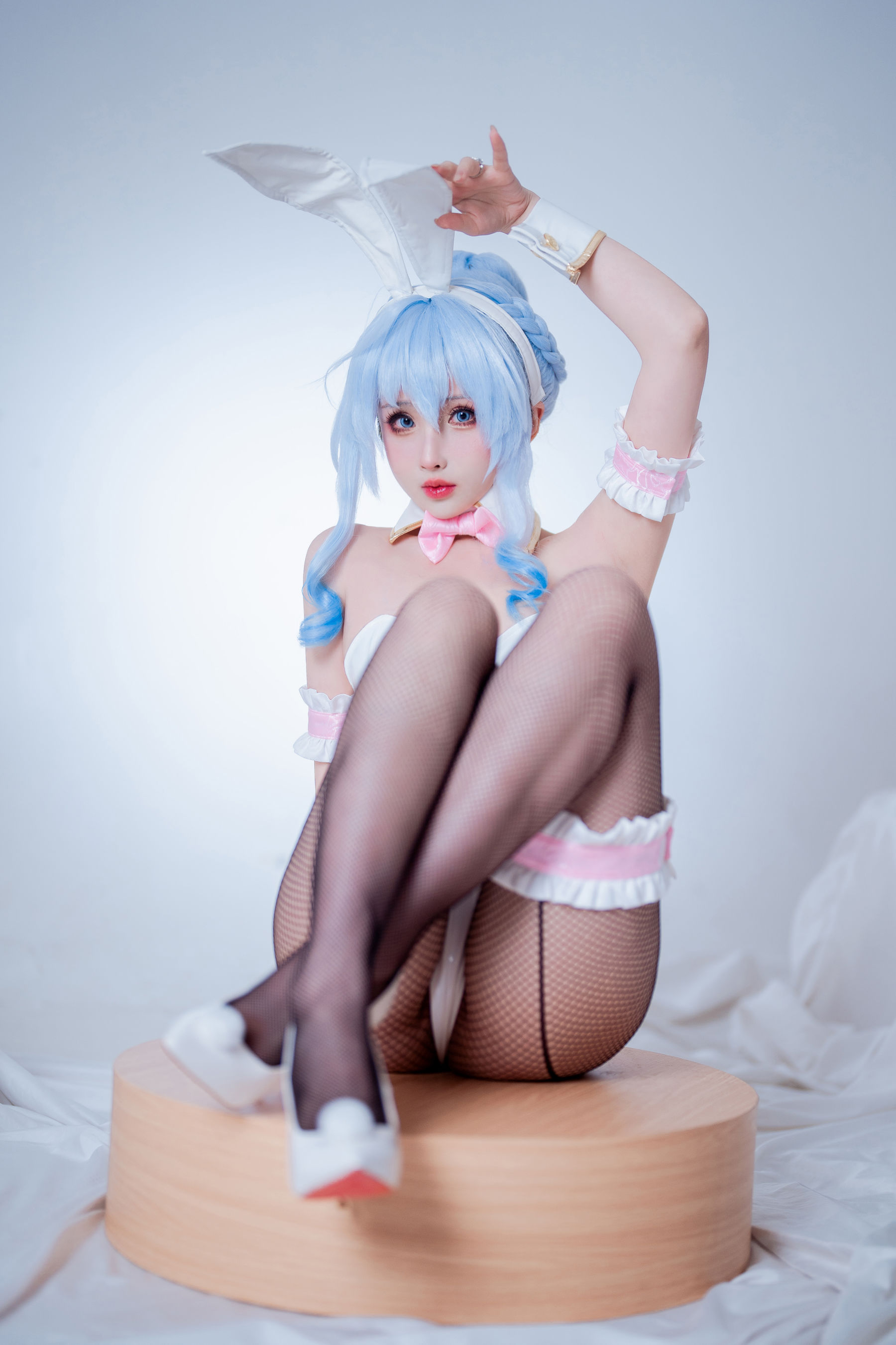 COS福利rioko凉凉子 – 雪女兔女郎 Cosplay-第2张