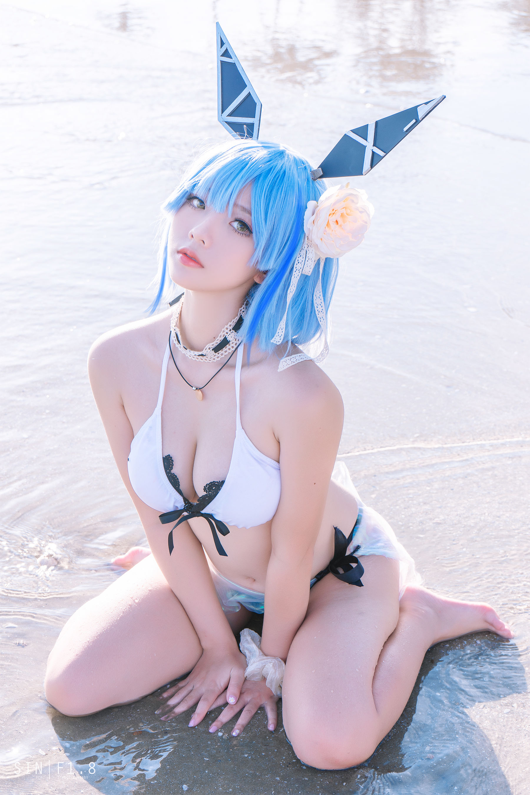 Messie Huang – Gascogne swimsuit Cosplay-第2张