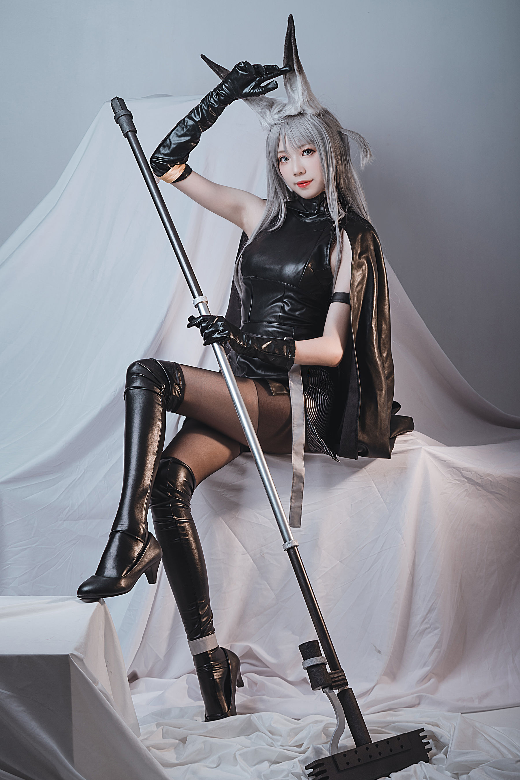 动漫博主炸酱沐沐 – 暴行 Cosplay-第1张