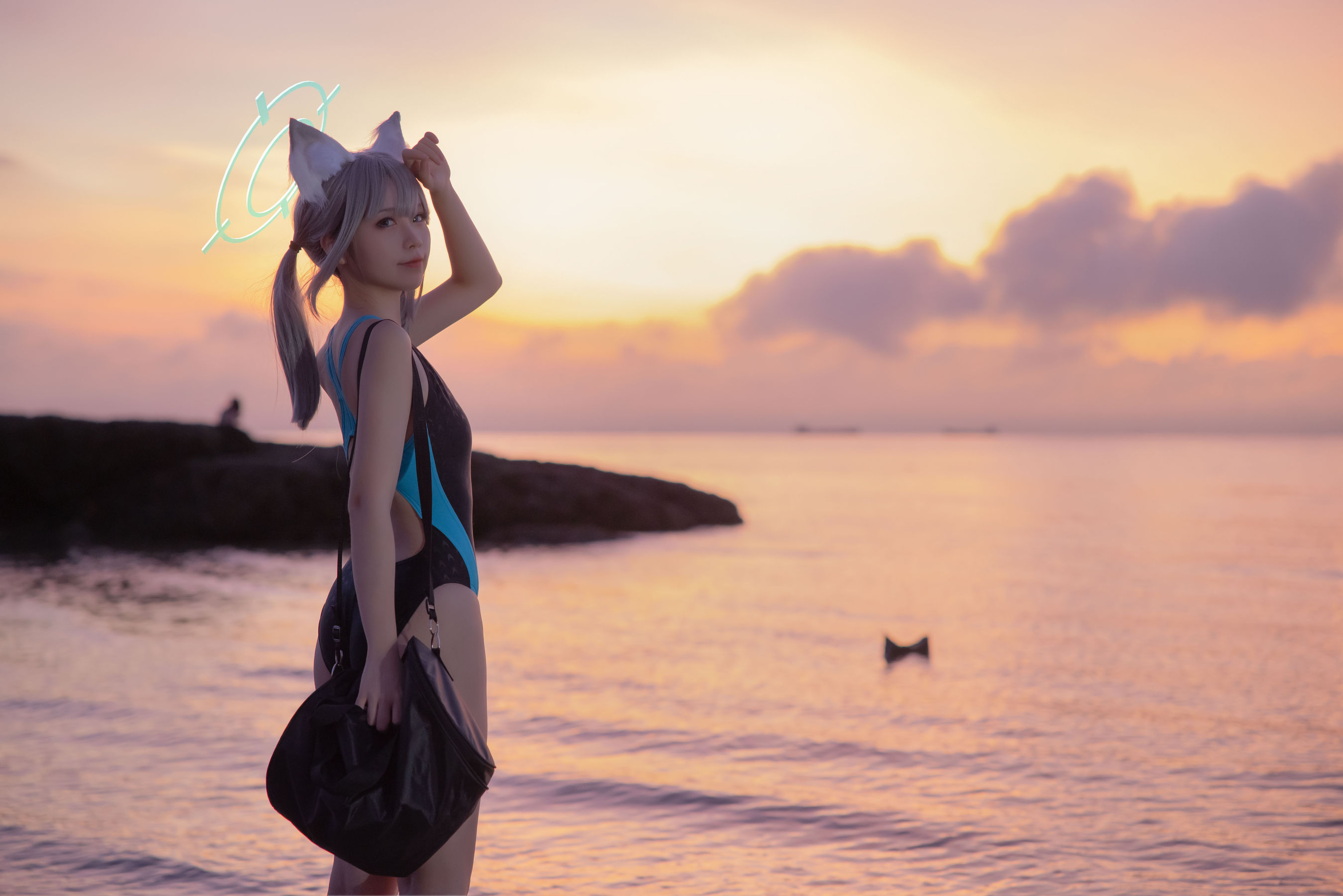 动漫博主G44不会受伤 – 碧蓝档案 砂狼白子泳装 Cosplay-第2张