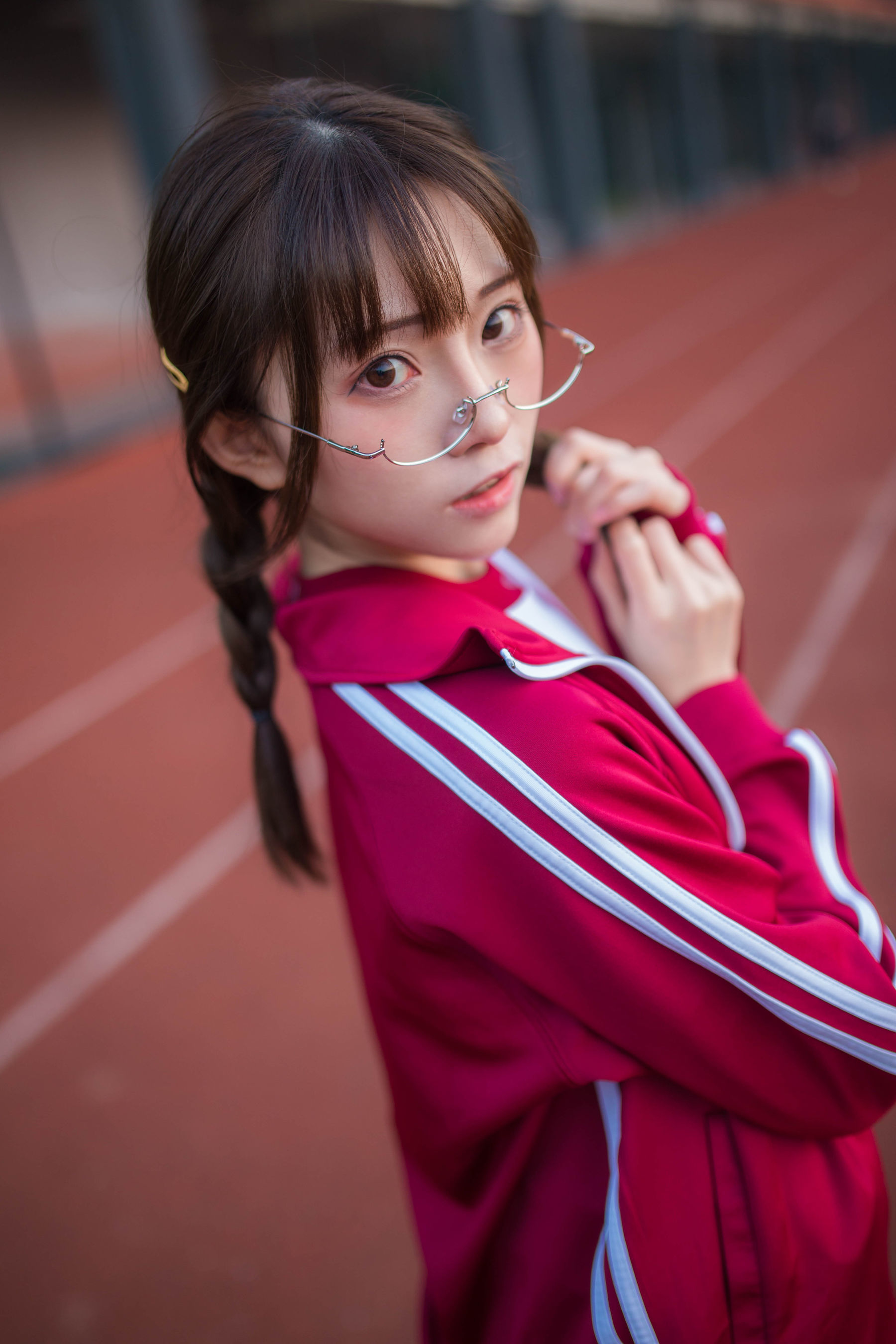 动漫博主Kitaro_绮太郎 红色运动服女孩 Cosplay-第5张