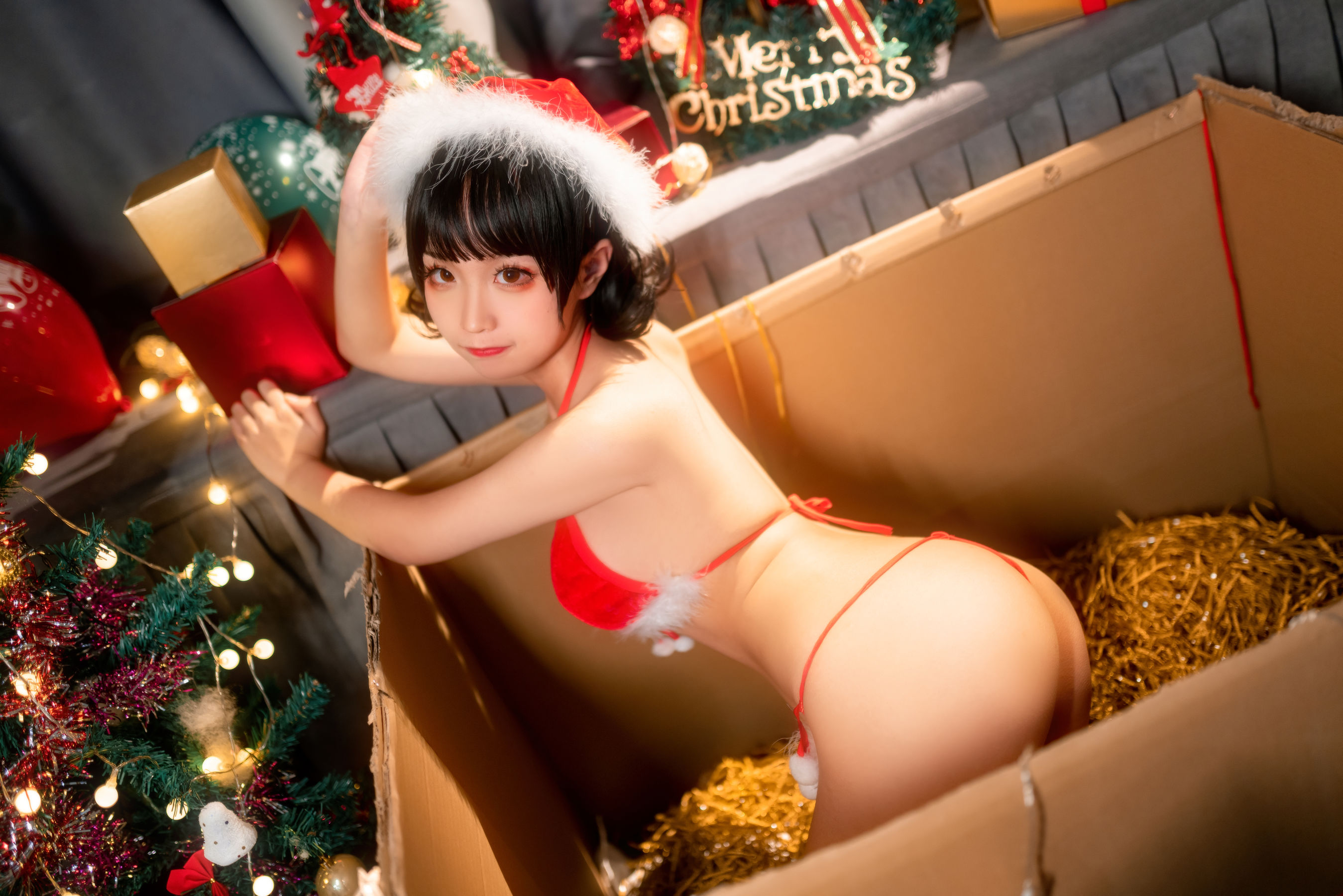 动漫博主蠢沫沫 – 圣诞箱子 Cosplay-第2张