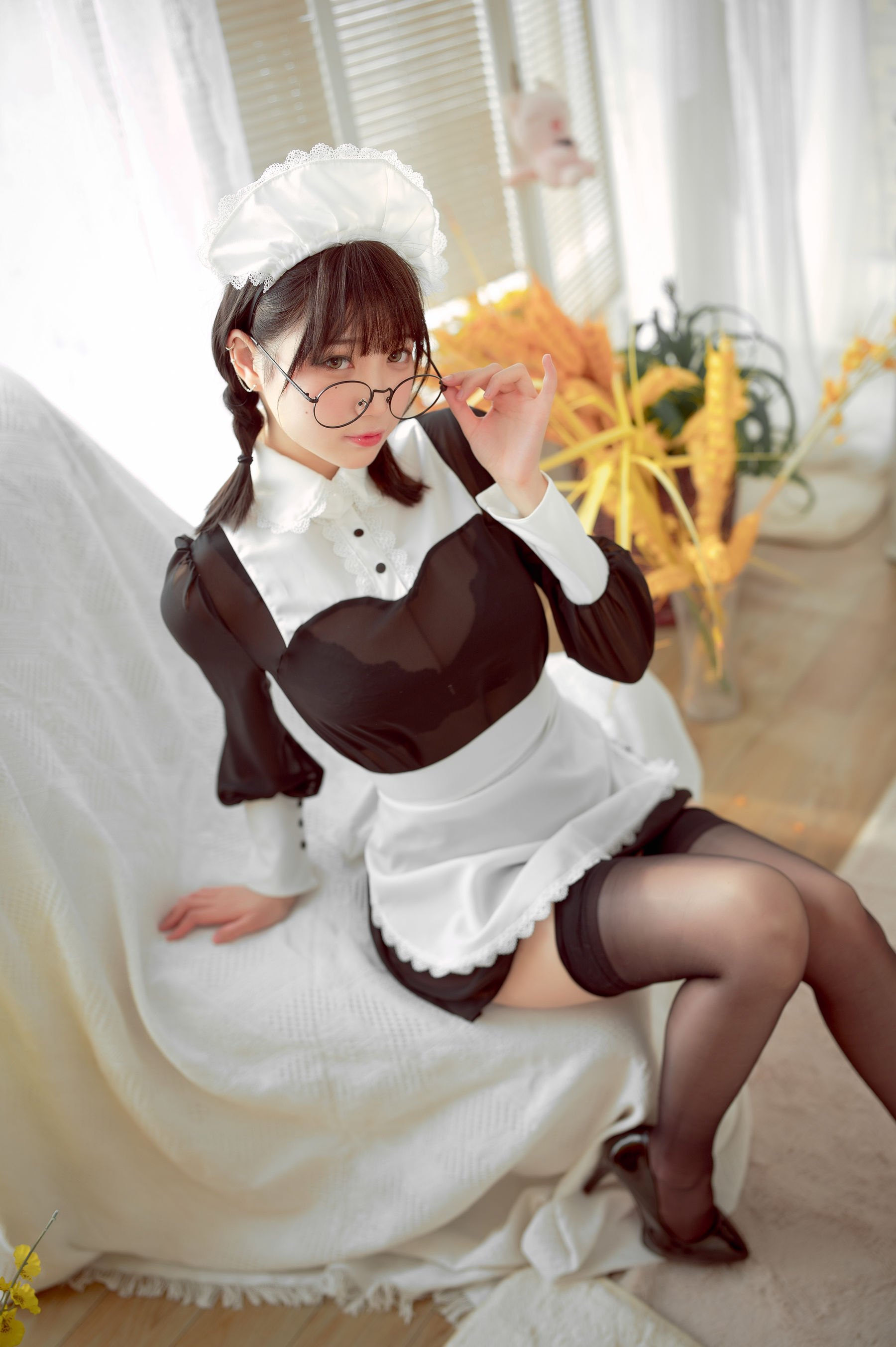 周叽是可爱兔兔 – 眼镜女仆 Cosplay-第26张