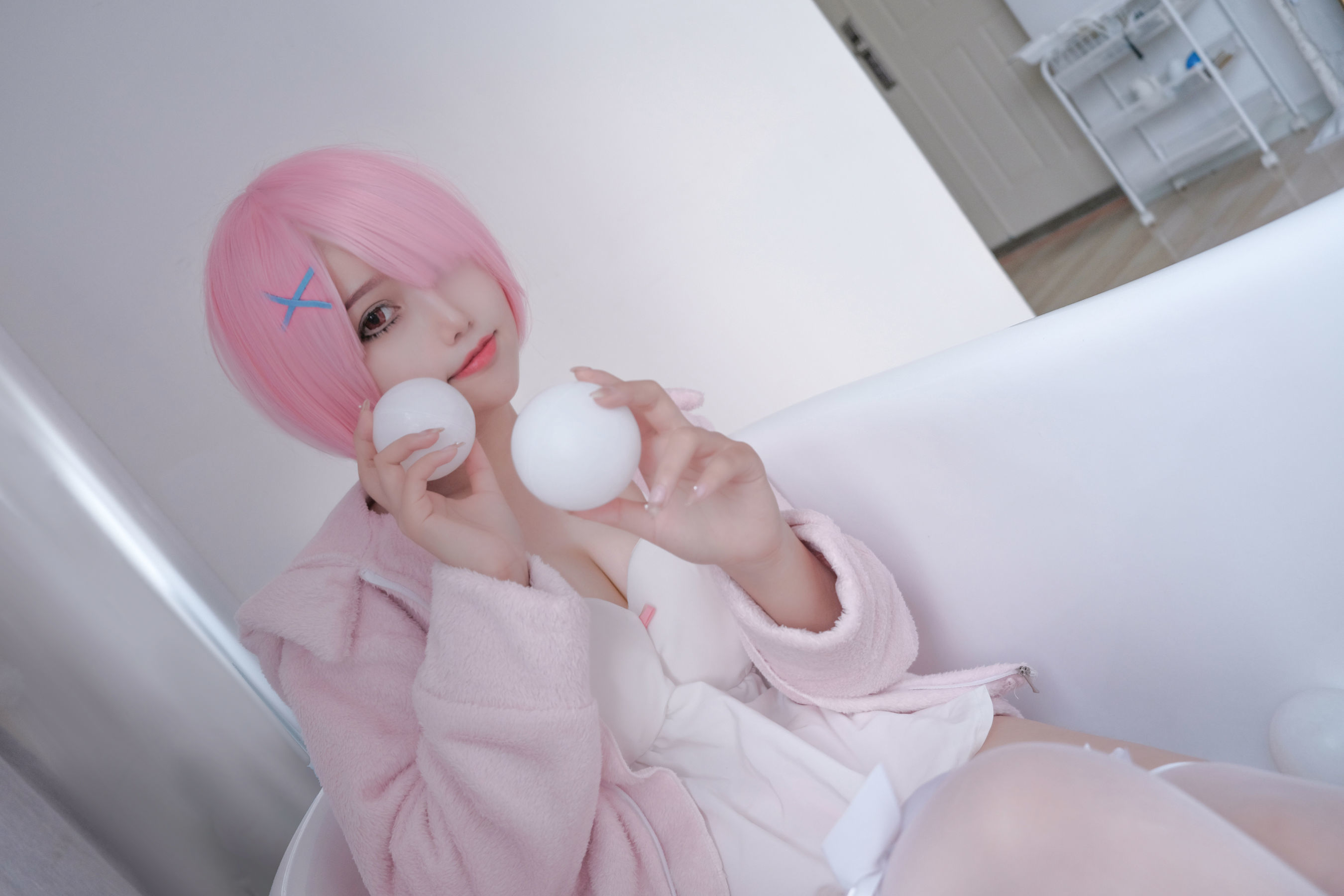 eloise软软 – 纯欲拉姆 Cosplay-第6张