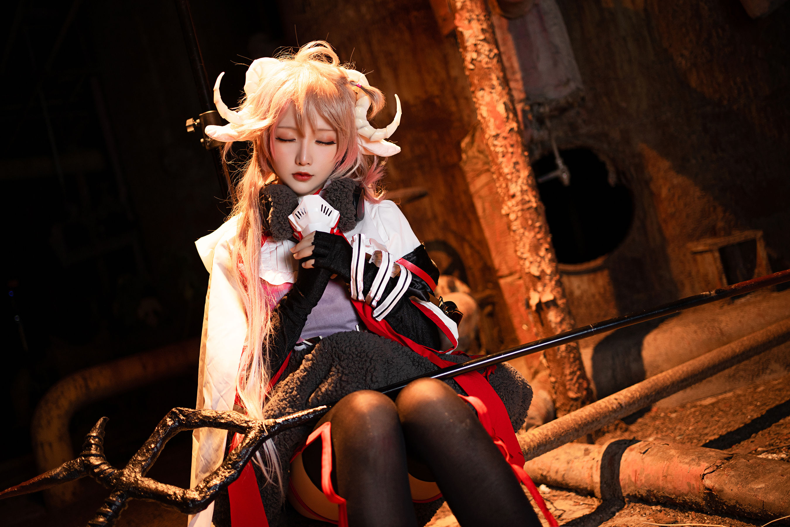 Coser小姐姐星之迟迟 – 明日方舟《艾雅法拉》 Cosplay-第6张