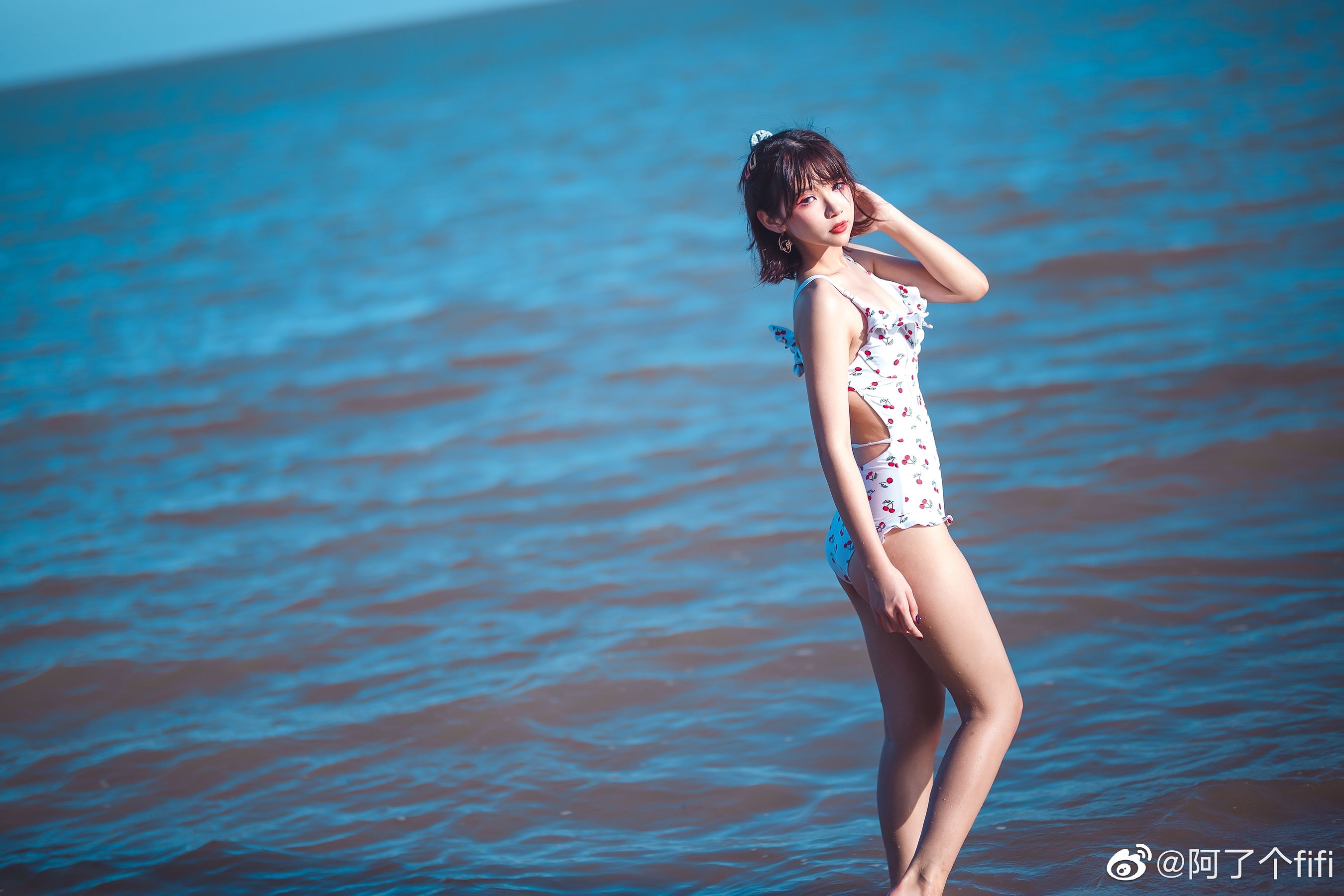 动漫博主阿了个fifi – 夏天泳装 Cosplay-第1张
