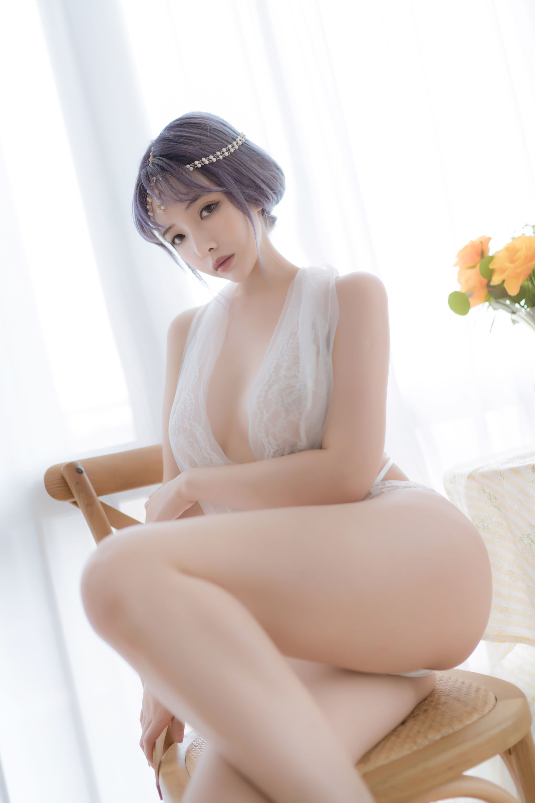 动漫博主雯妹 – 白色希腊 Cosplay-第1张
