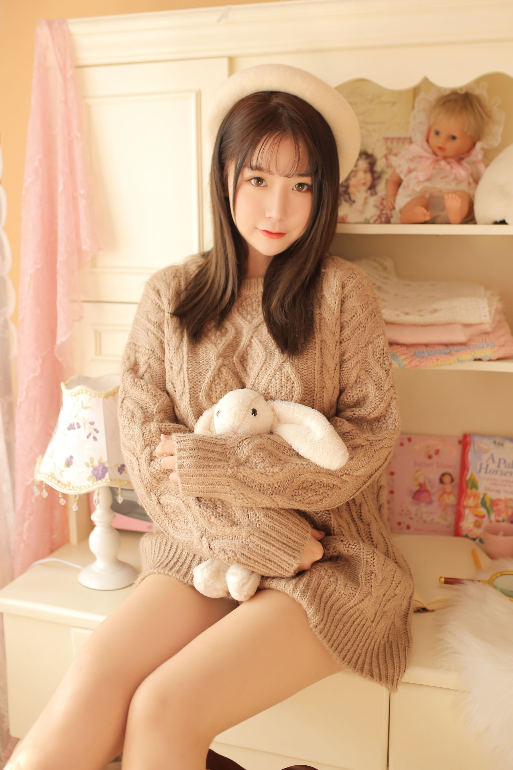 巨乳猫九酱Sakura – 驼色毛衣 Cosplay-第25张