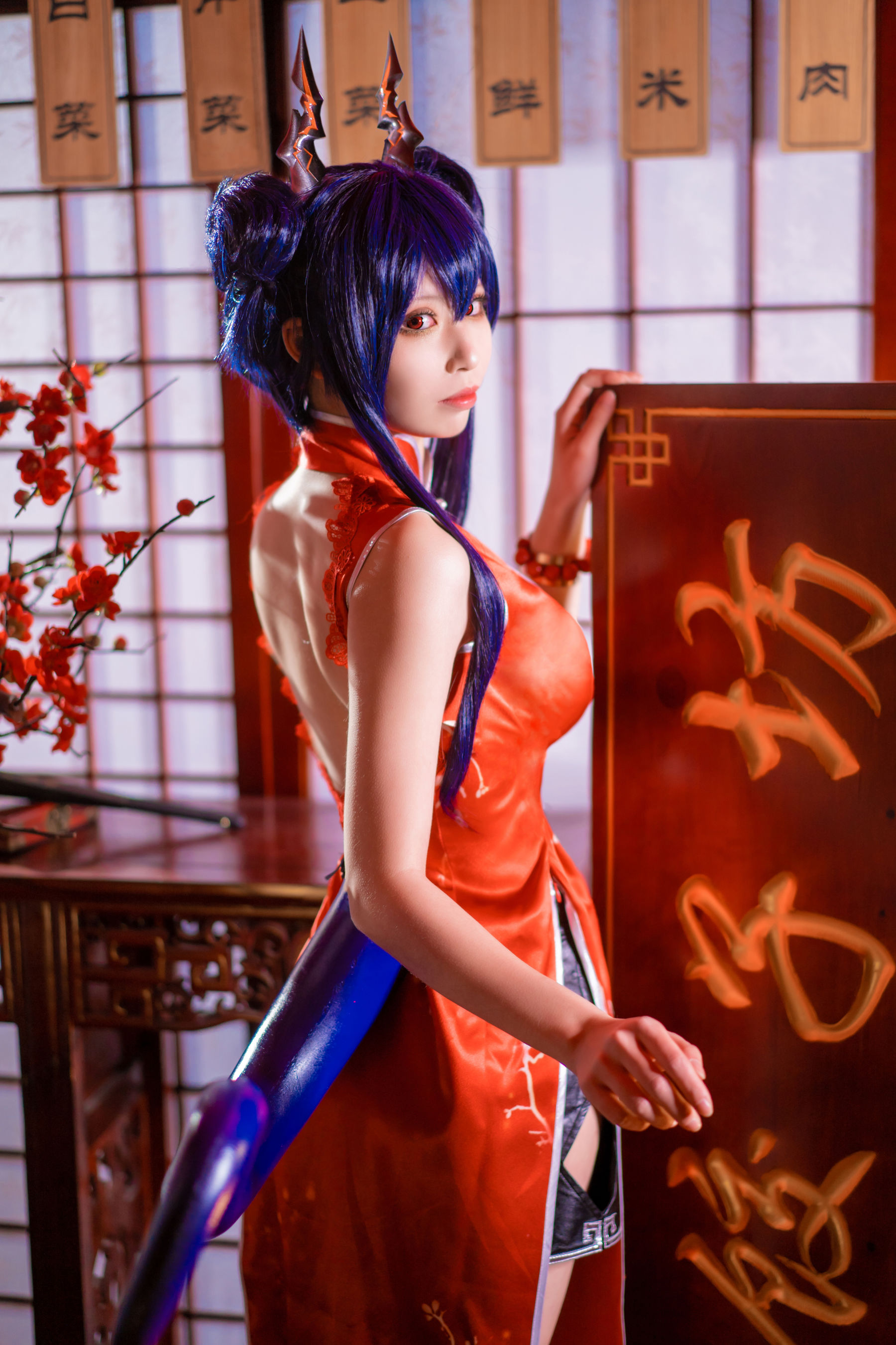 动漫博主爱老师_PhD – 明日方舟 岁红霞 陈cos Cosplay-第1张