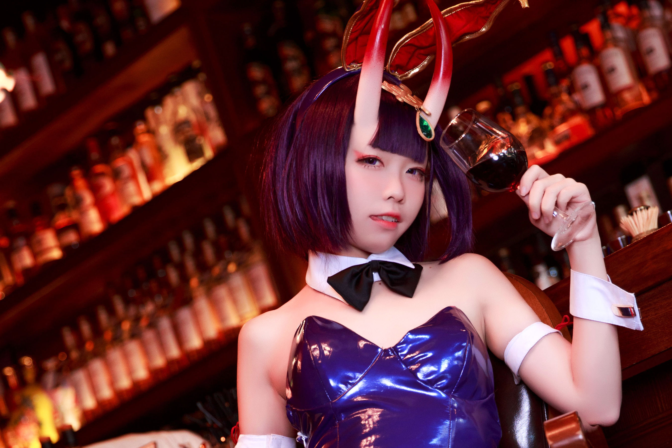 动漫博主G44不会受伤 – 酒吞兔女郎 Cosplay-第1张