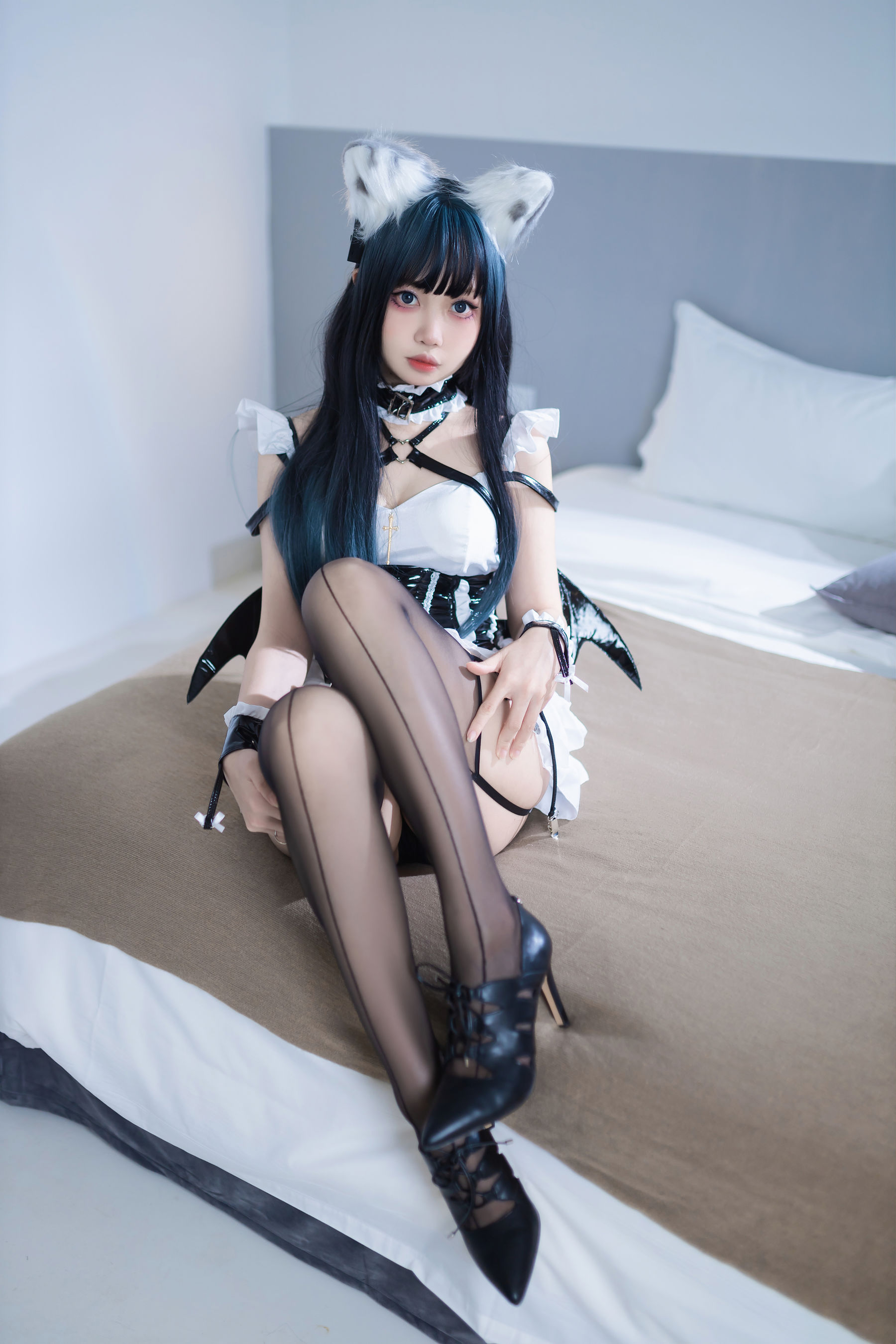 洛桑w伊梓 – 猫耳小恶魔 Cosplay-第1张